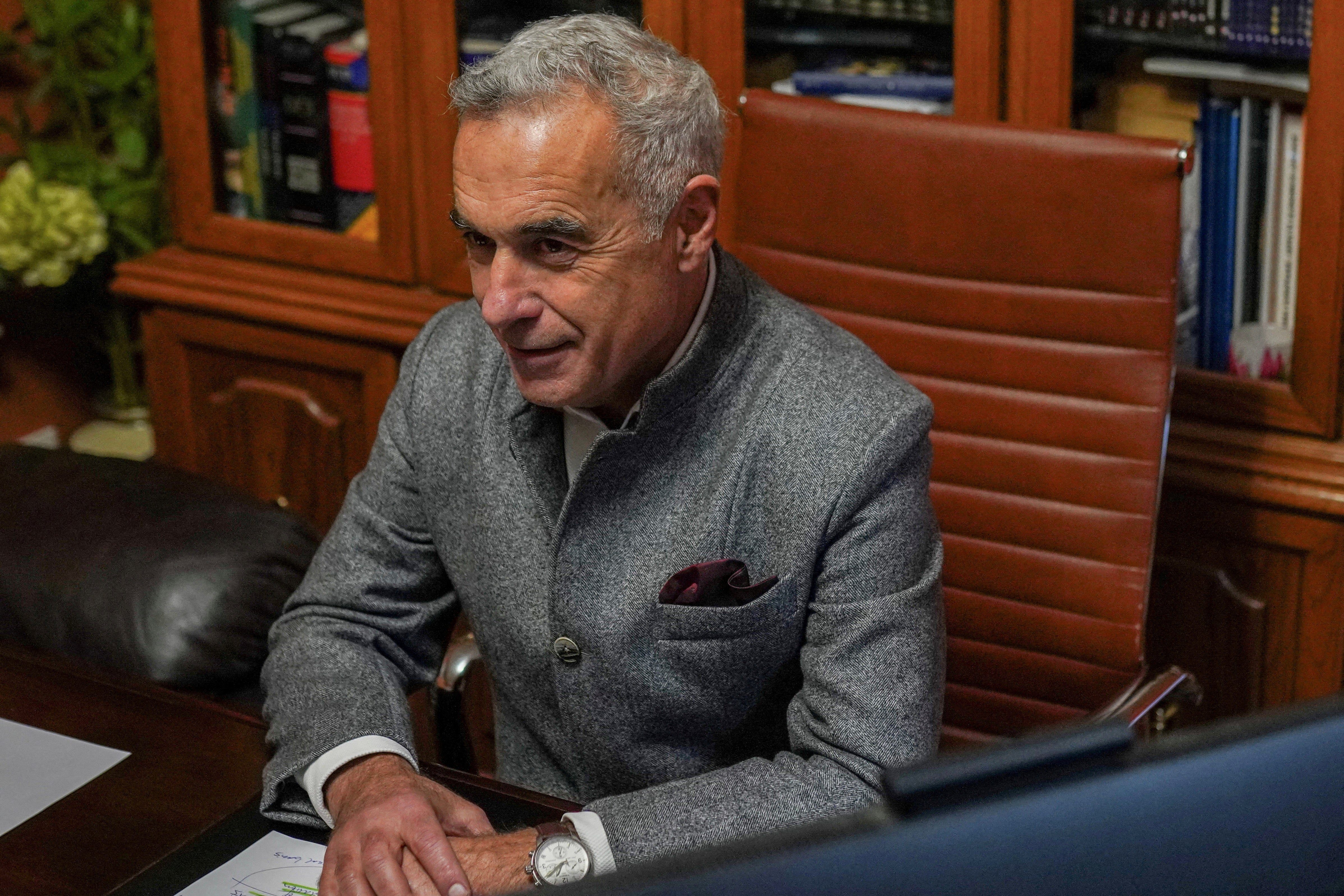 Romania investigates mercenary linked to presidential candidate after guns and cash haul