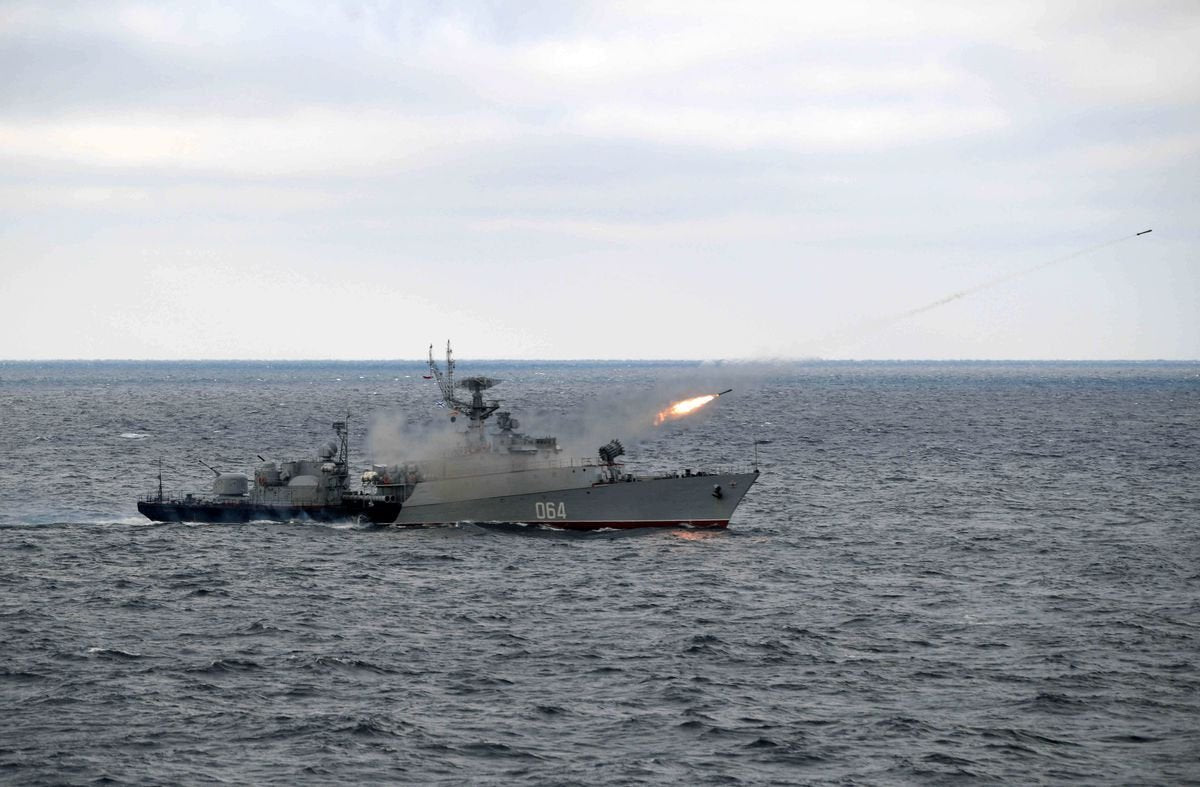 Putin sends hypersonic missile frigate to Atlantic