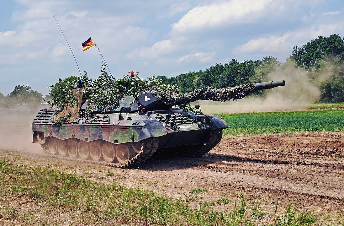 Netherlands, Denmark and Germany buy 100 Leopard 1 tanks for Ukraine