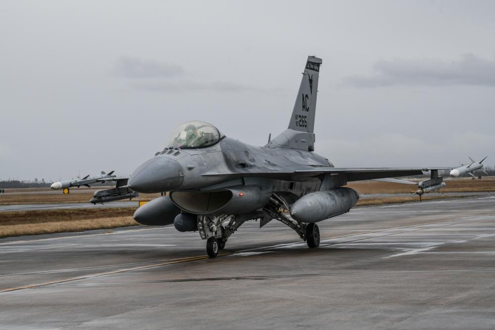 US lawmaker in Kyiv says momentum shifting toward ATACMS and F-16s for Ukraine