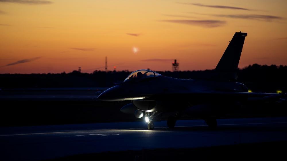 Turkey's foreign minister to discuss F-16s and NATO during US visit
