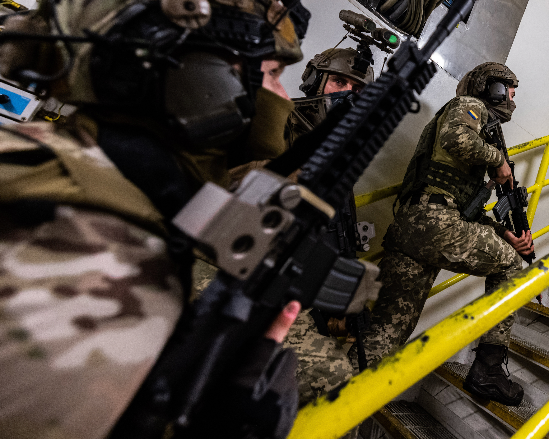 Operators from the Ukrainian Special Purpose Unit and United Kingdom Special Forces