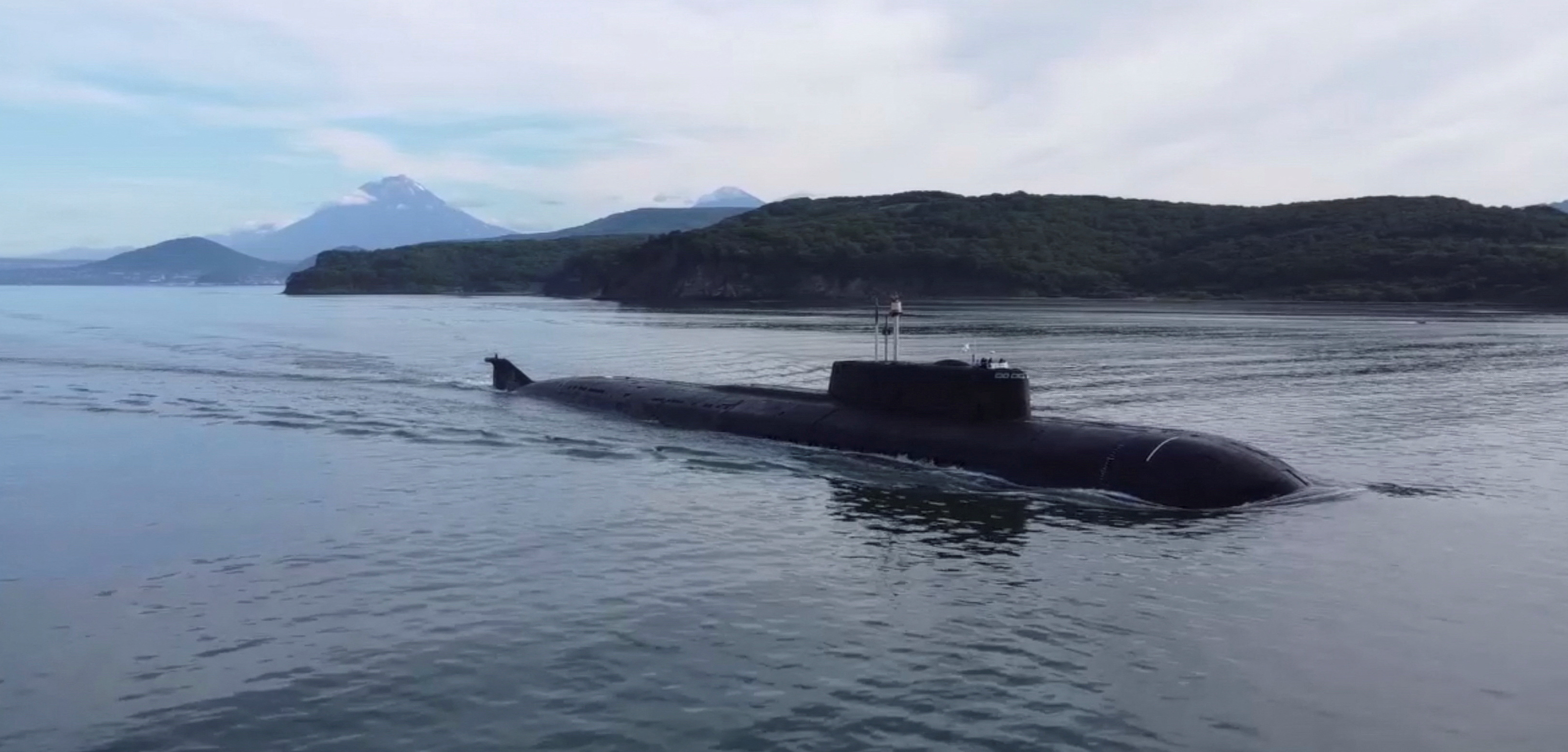 Russia equipping new nuclear submarines with hypersonic missiles