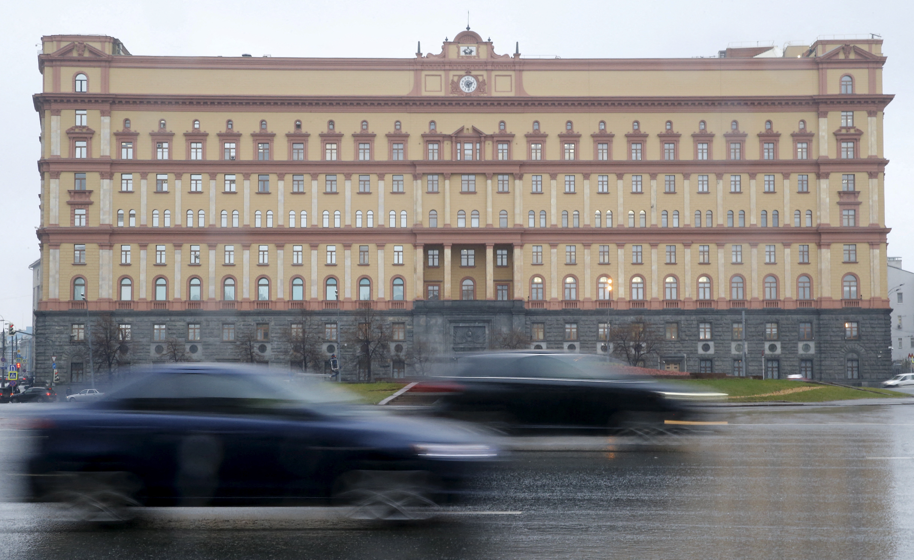 Russia charges jailed US citizen with espionage