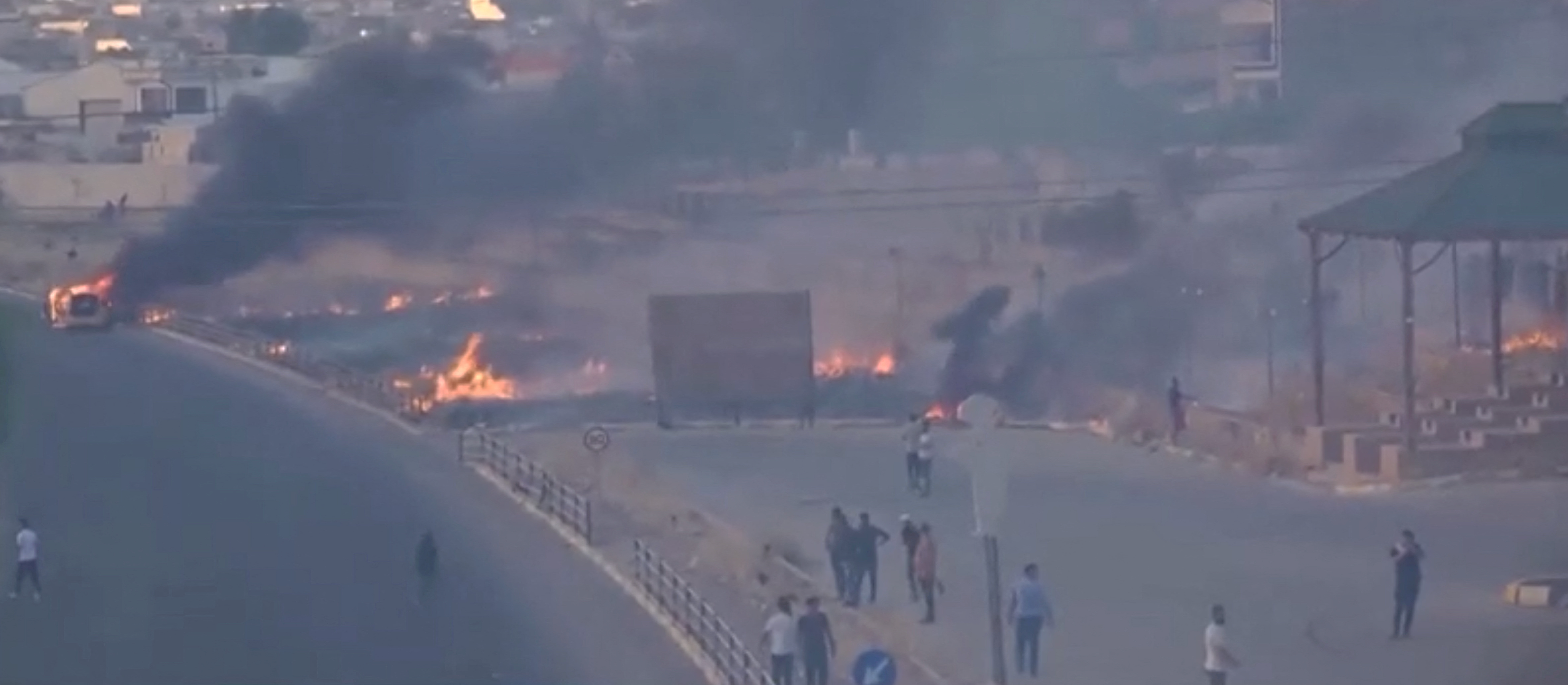 Iraqi security forces deploy in Kirkuk after four protesters killed in ethnic clashes