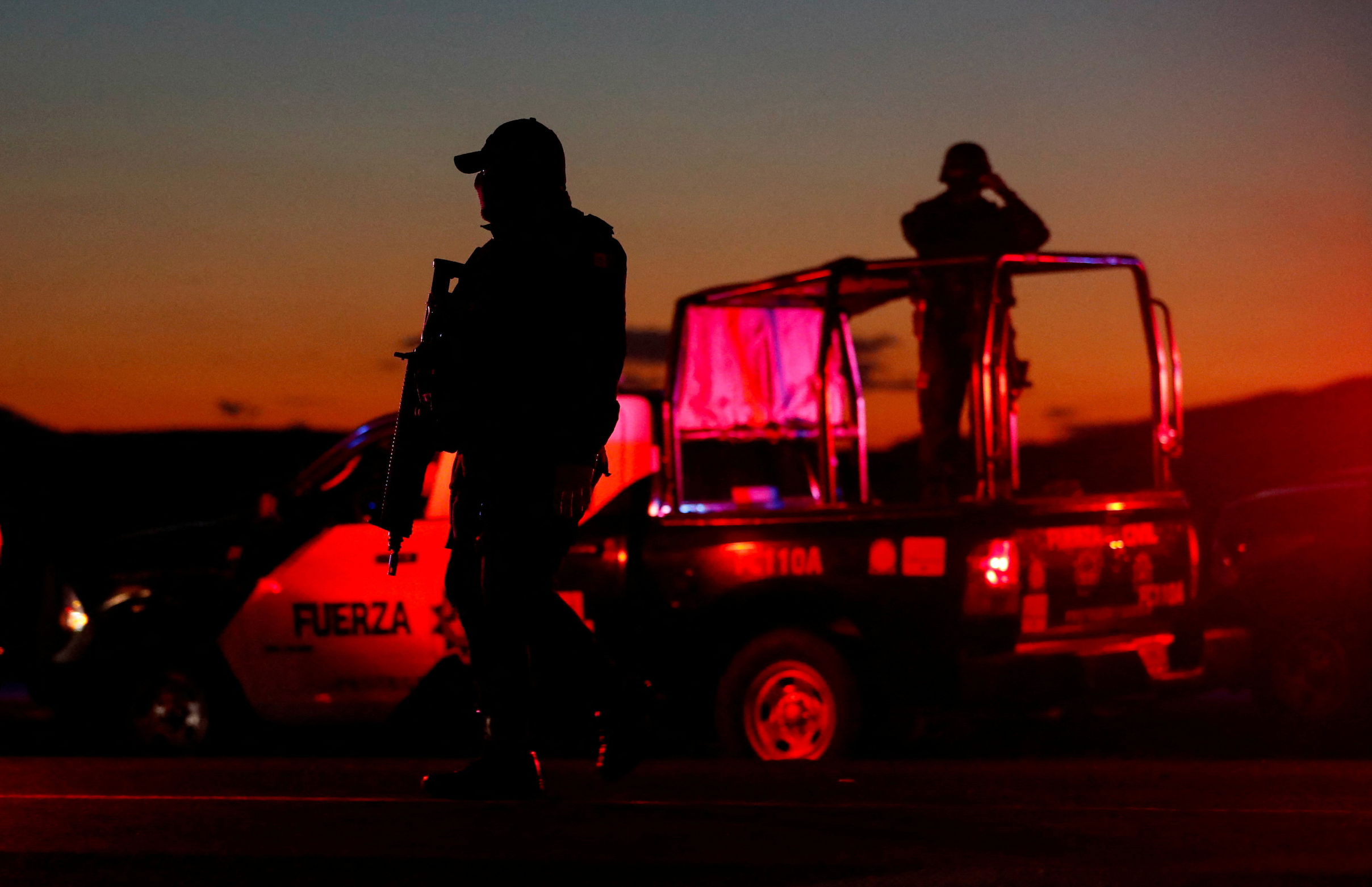 Gun attack on Mexicans and Americans traveling in Northern Mexico wounds three