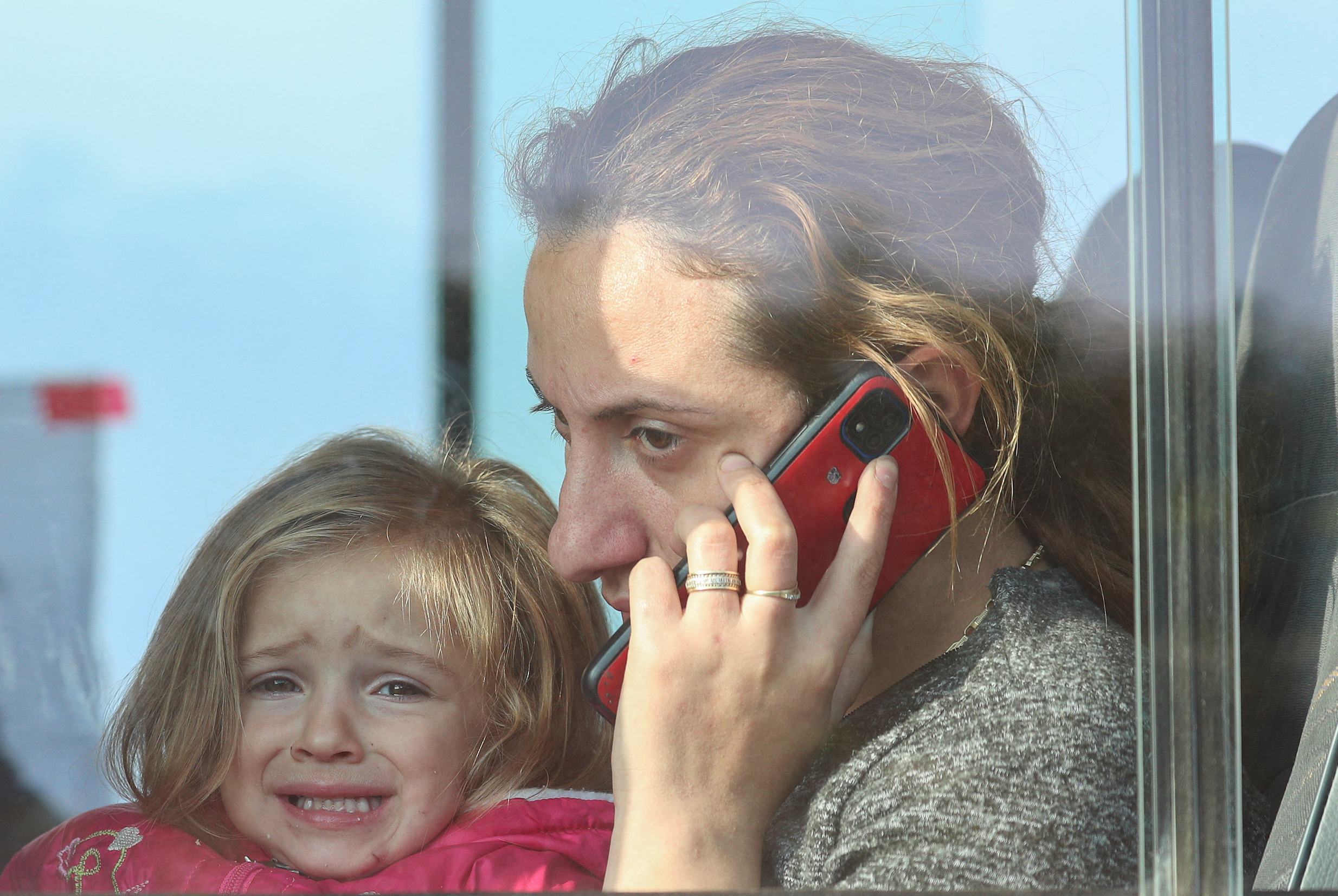 Karabakh's Armenians start leaving en masse for Armenia