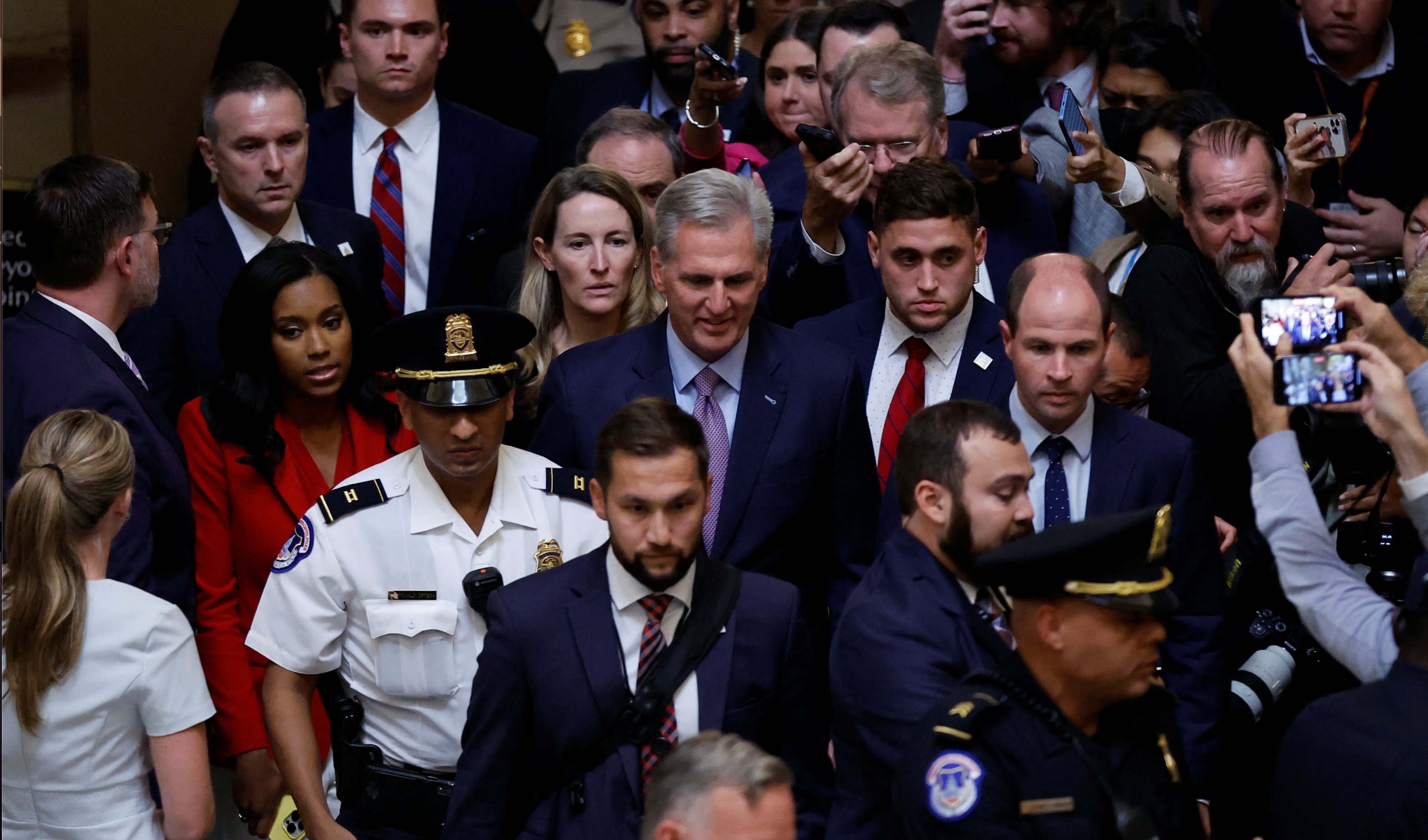 US House adrift as GOP fights over next leader