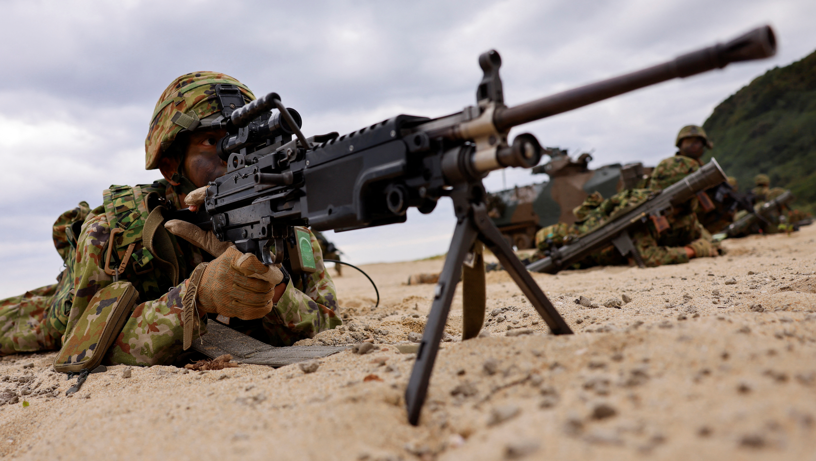 Japanese troops train on island seen as vulnerable to China