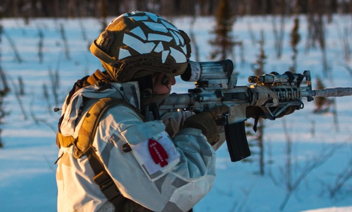 Canada pledges to spend more on defense, US applauds move
