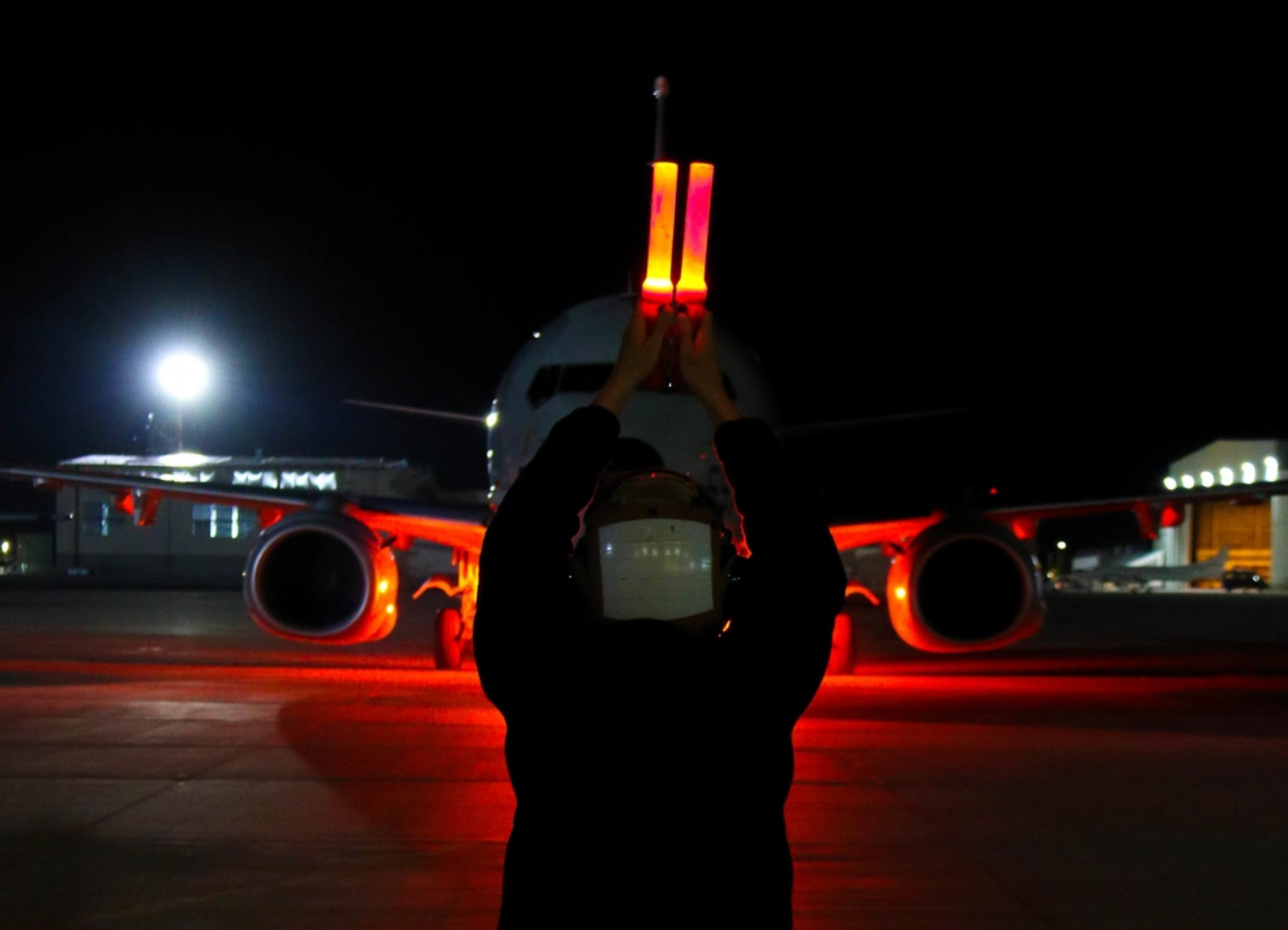 China sends fighter jets to shadow US Navy plane over Taiwan Strait