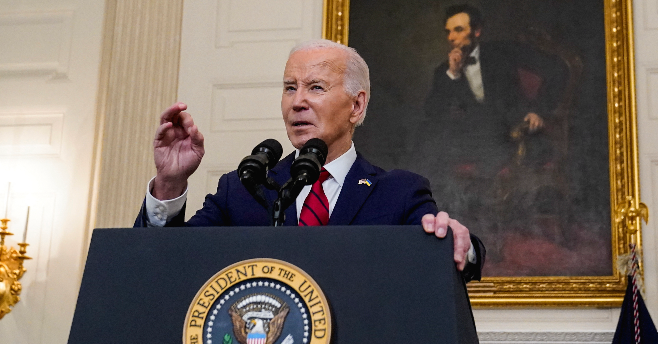 Biden signs Ukraine aid, TikTok ban bills after GOP battle