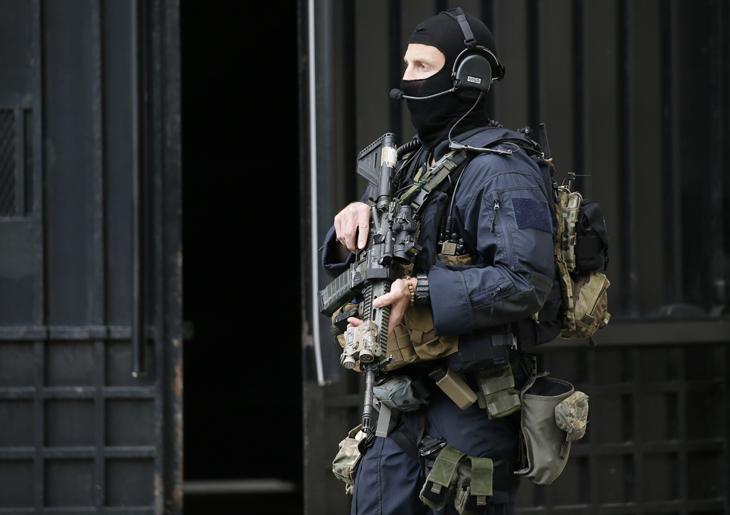 French police kill suspect who set fire to Rouen synagogue