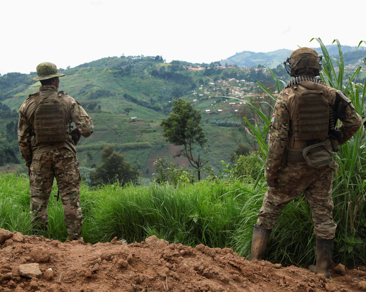 ICRC escorts Congo troops from UN base in rebel-held Goma to Kinshasa