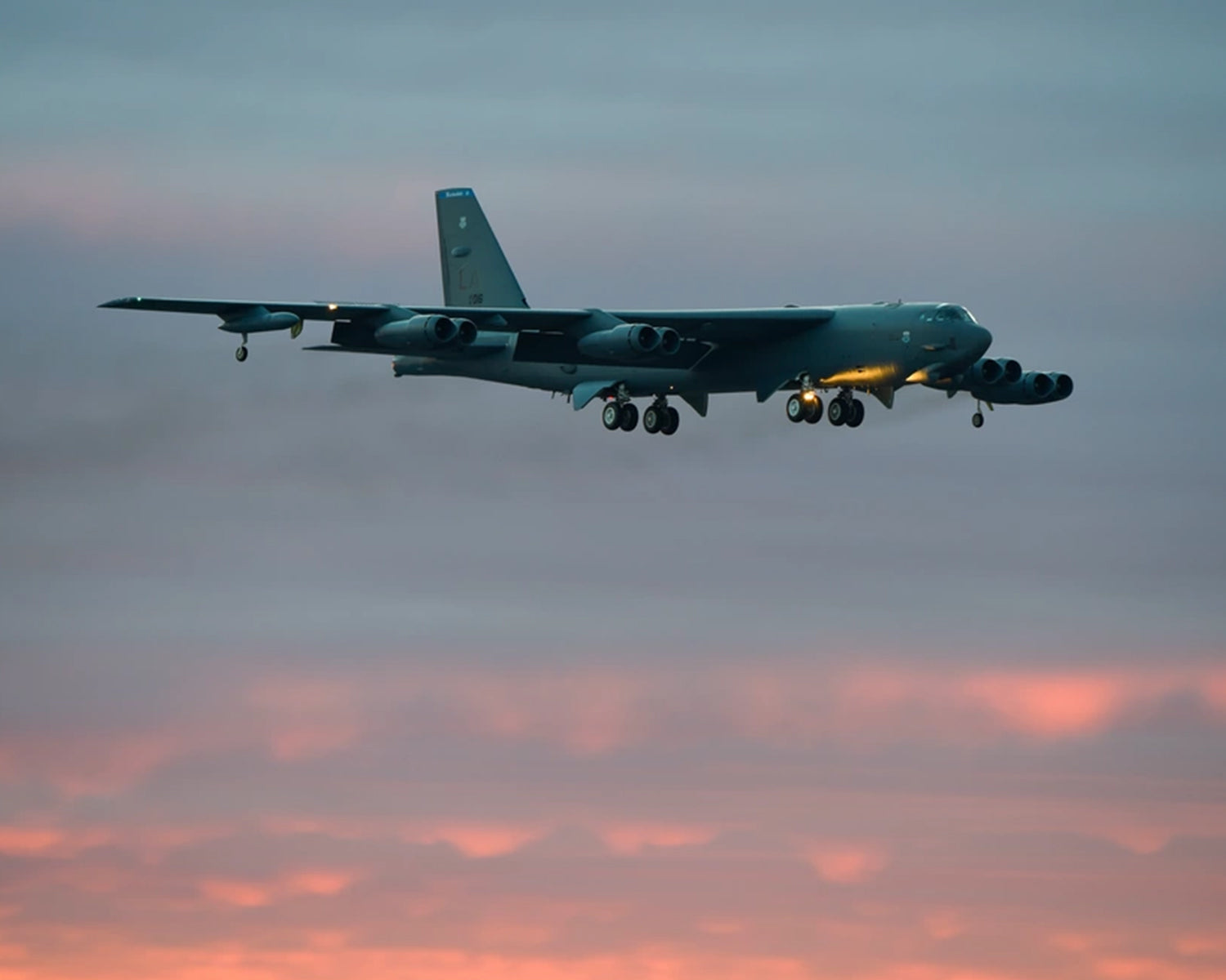 FAA investigating SkyWest jet's near miss with B-52 bomber over North Dakota