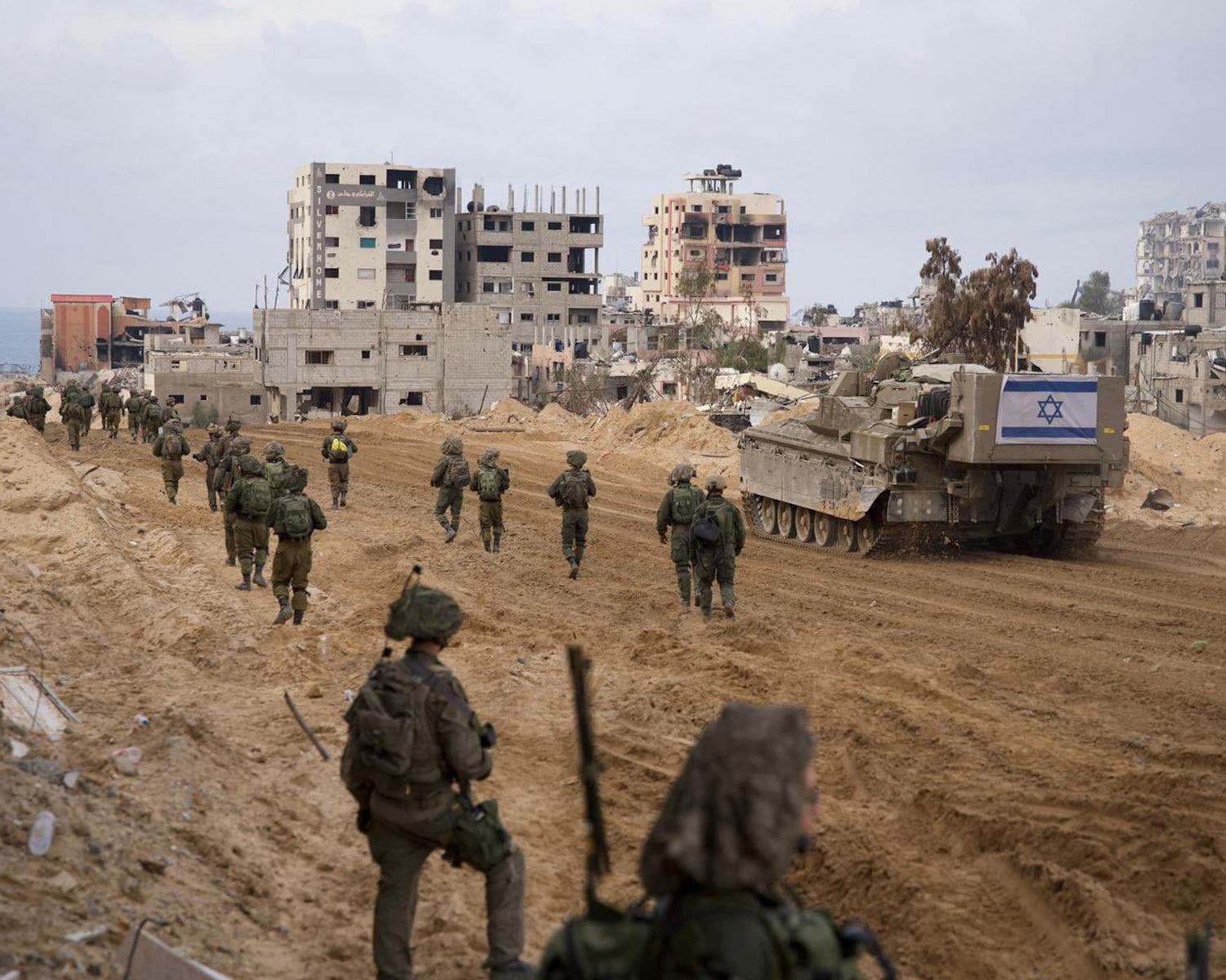 Gaza hit by telecoms blackout as Israeli tanks, infantry advance