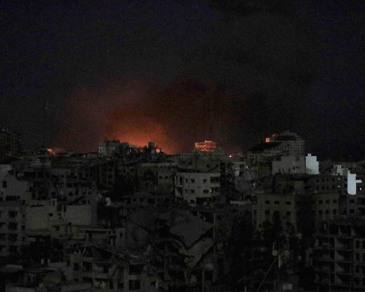 Israeli fire kills three people in Gaza, violating ceasefire