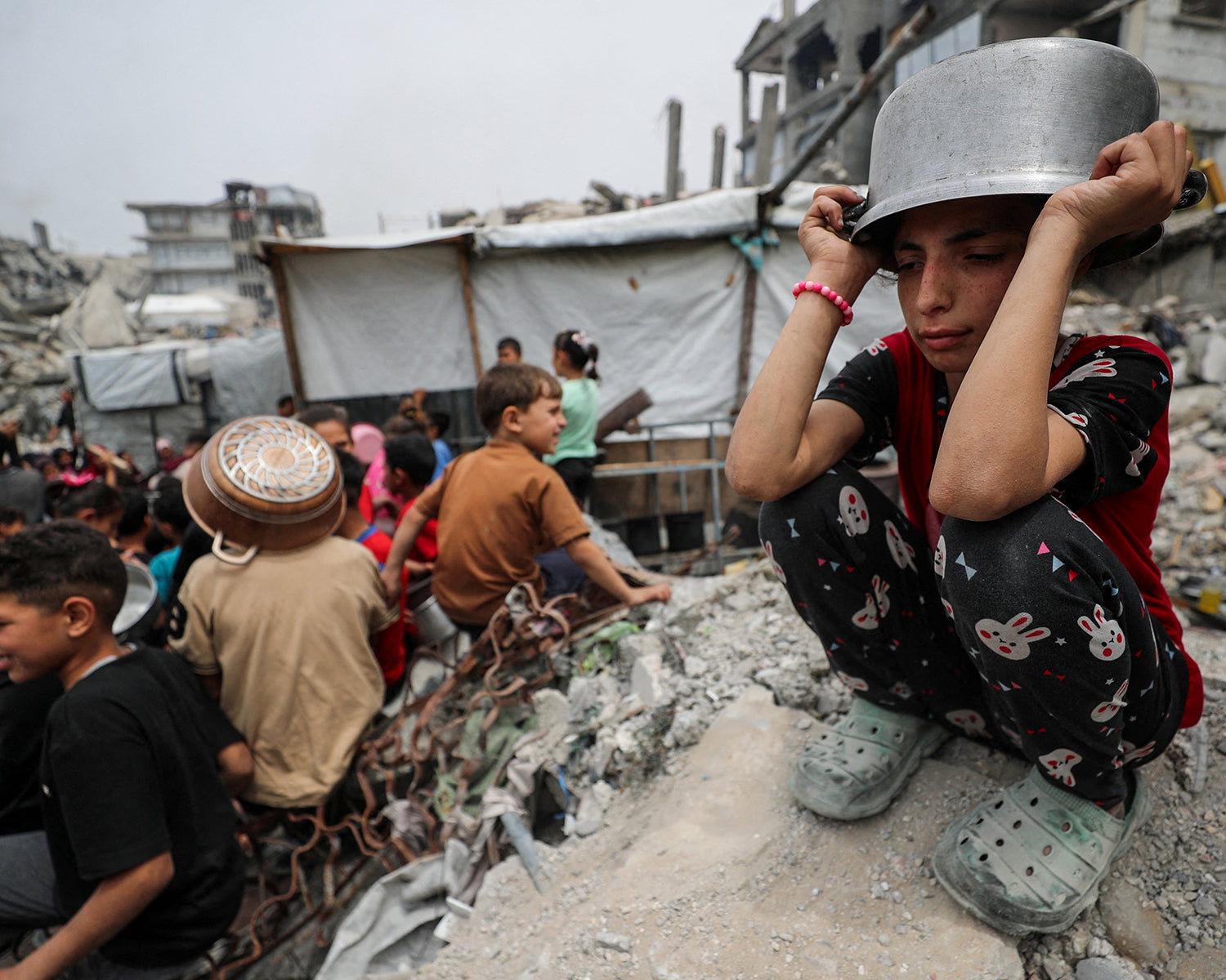 Dozens of Gaza kitchens run out of food as Israeli blockade worsens civilian hunger