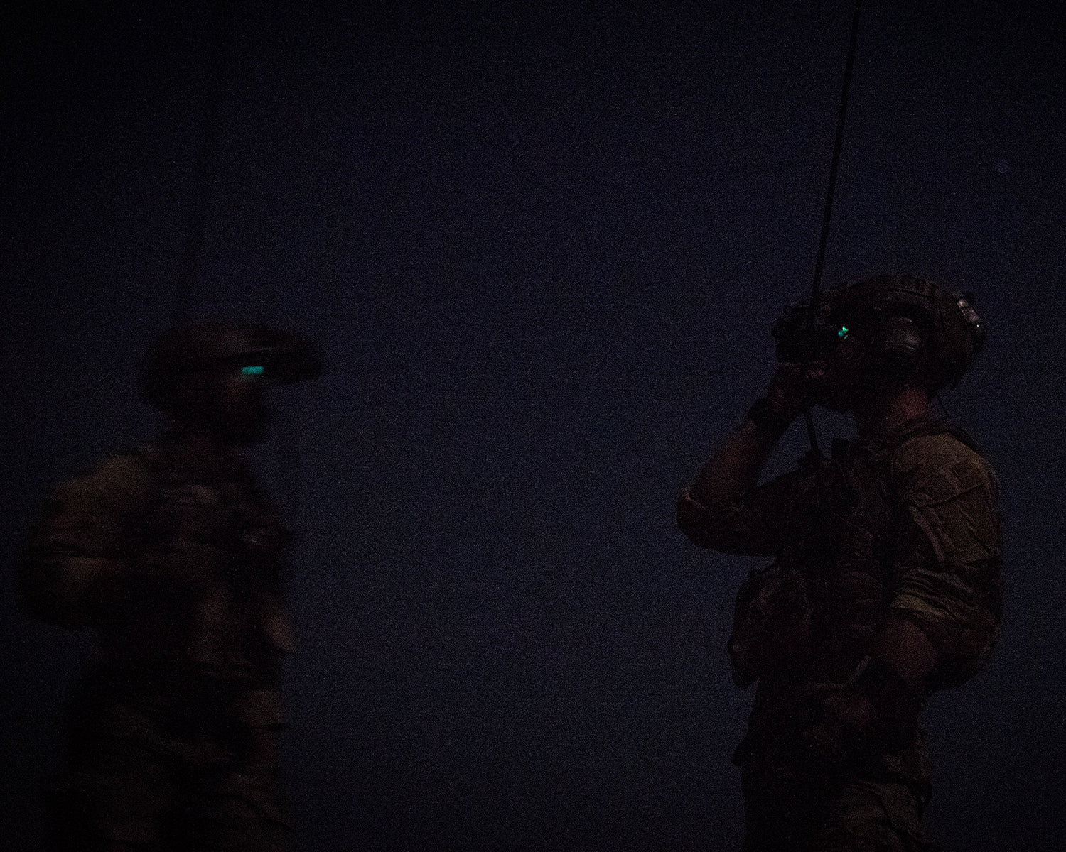 Over 100 US troops took part in nighttime rescue of weapons officer