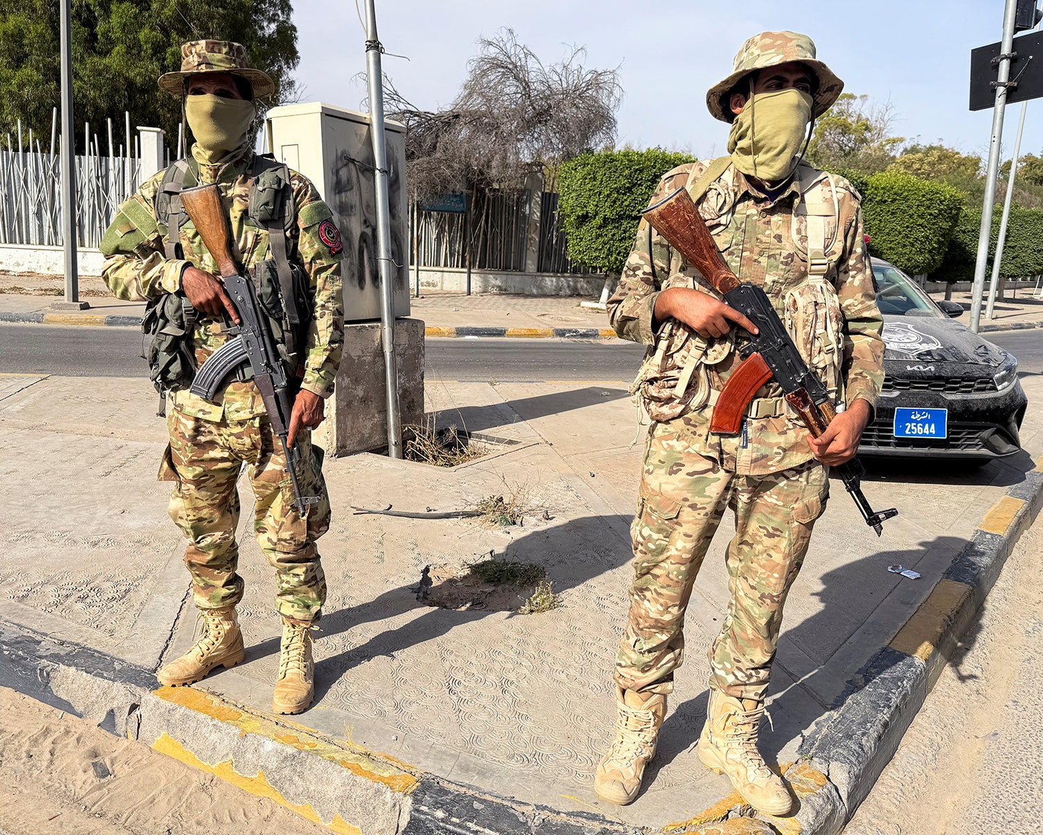 Libya fighting eases after announcement of truce