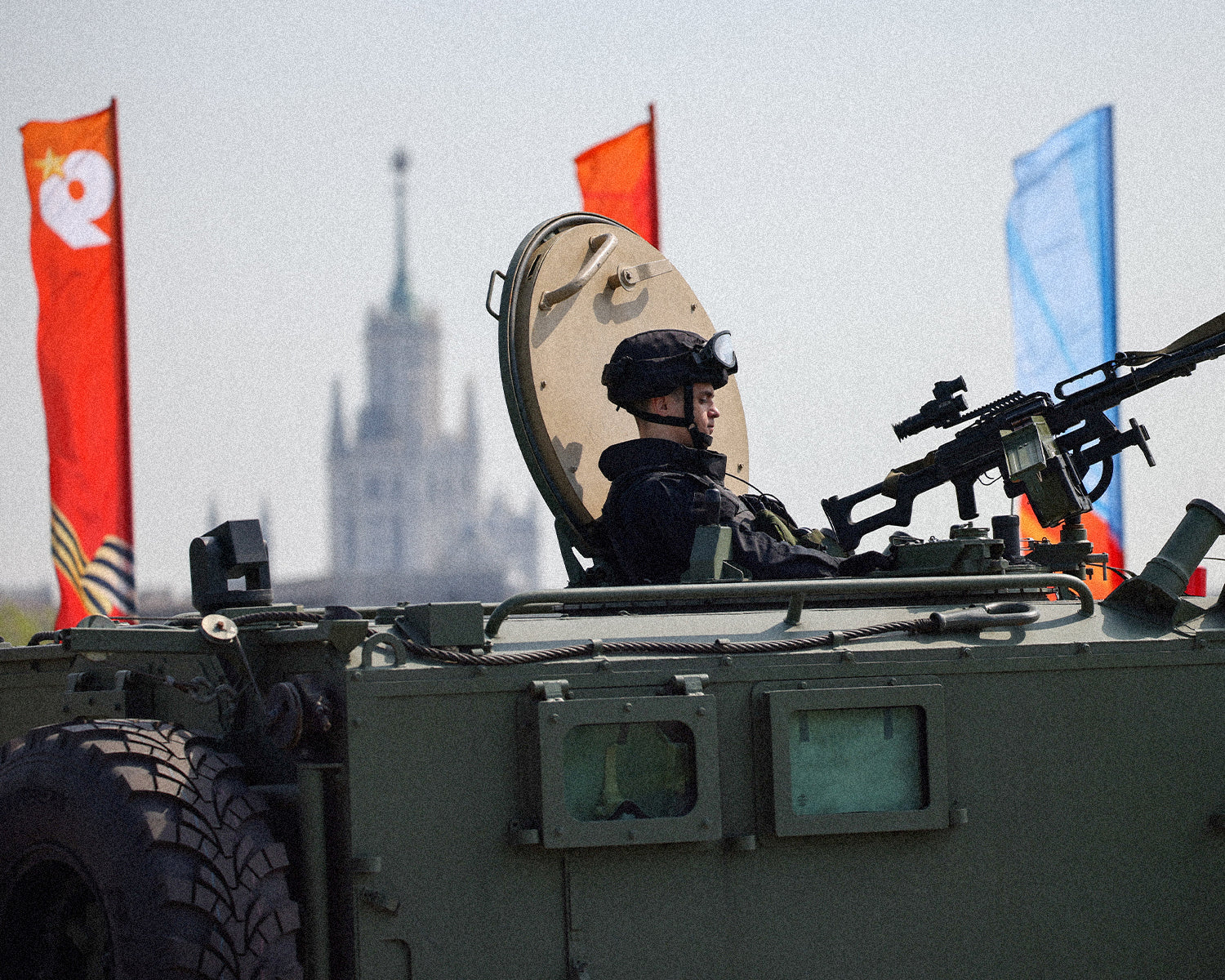 Russia and Ukraine ceasefires flounder as Moscow readies for WWII parade