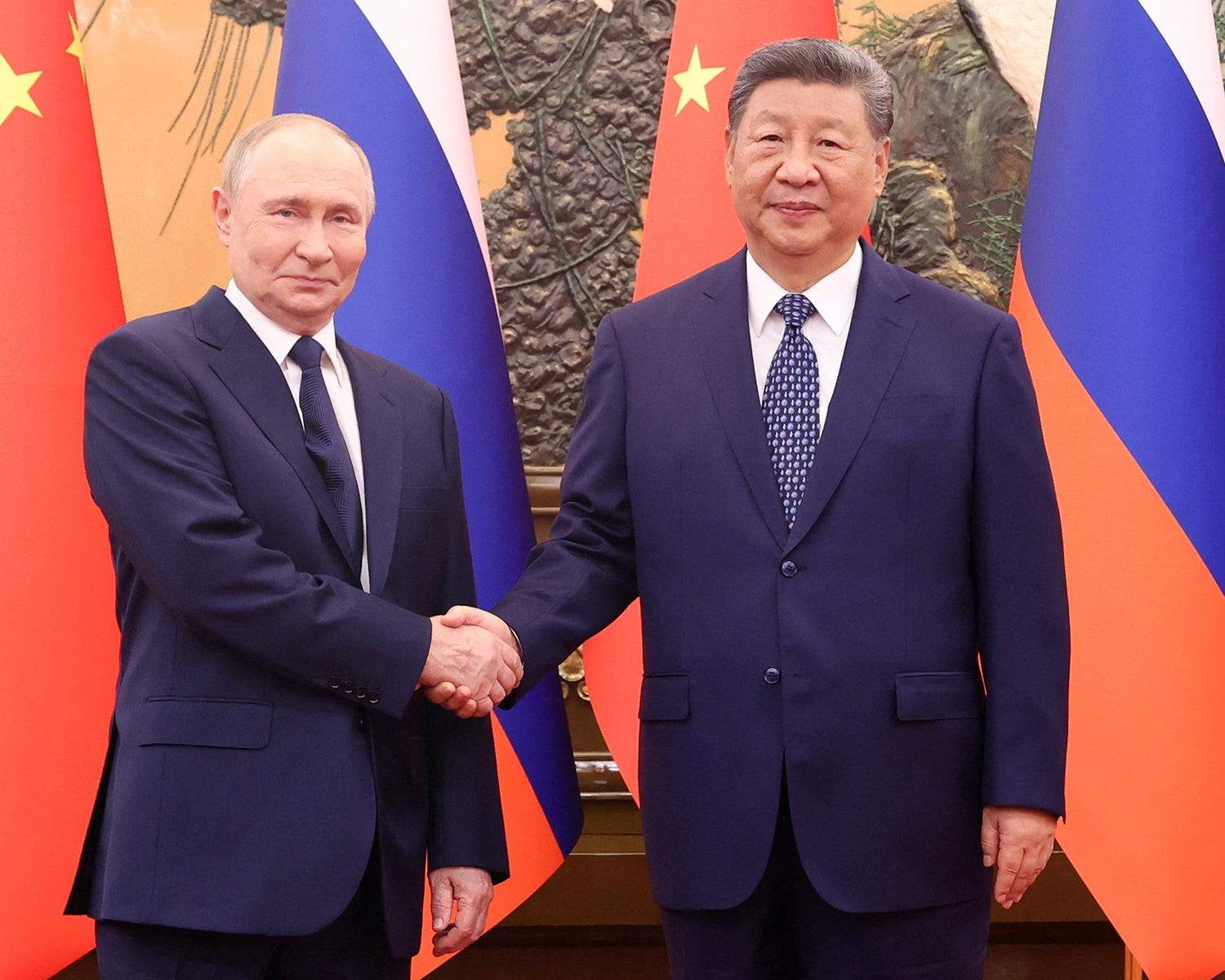Hot mic picks up Putin and Xi discussing organ transplants and immortality
