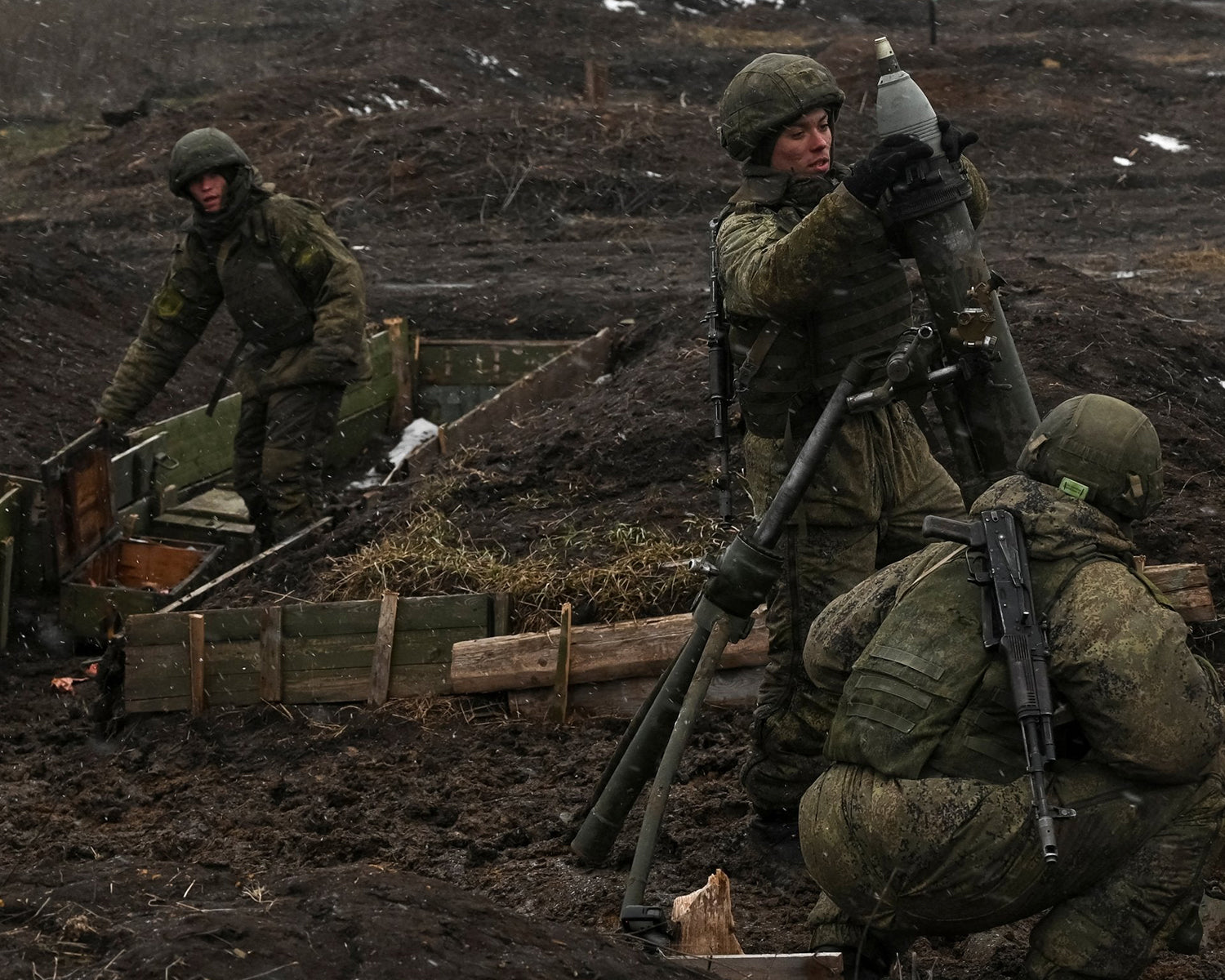 Ukraine reports nearly 3,000 violations of Russia's own Easter ceasefire vow