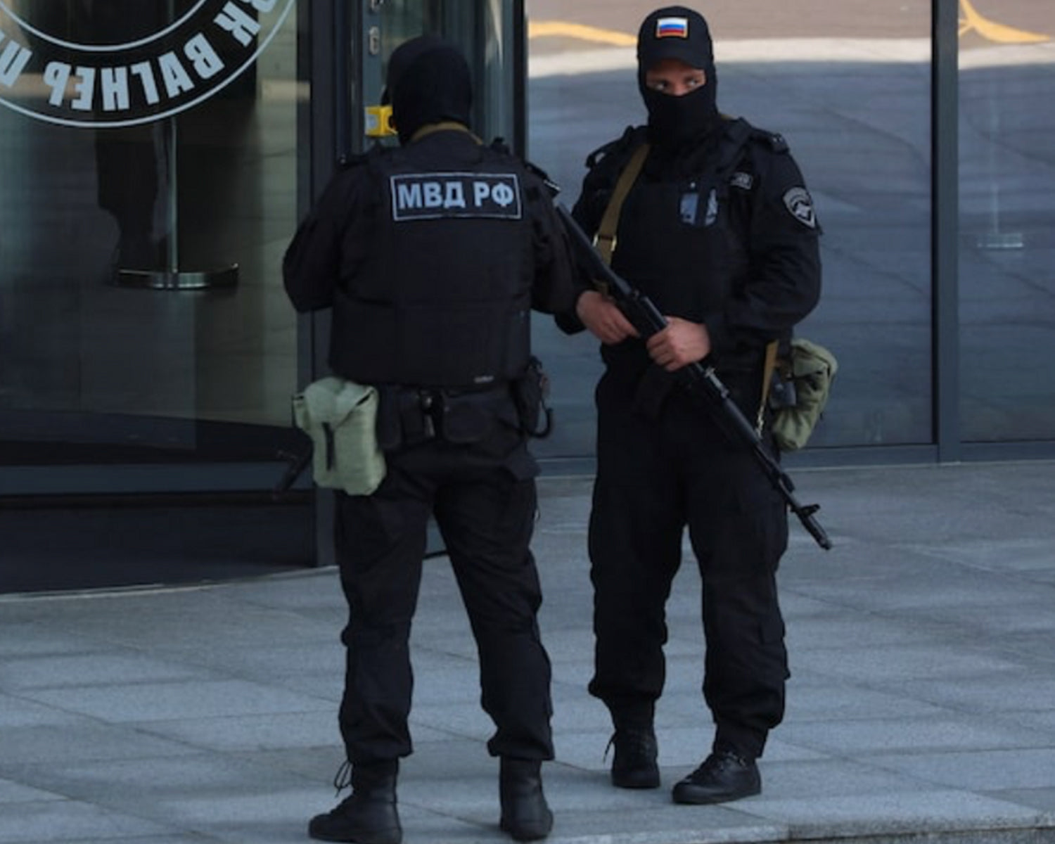 US seeks return of nine Americans jailed in Russia