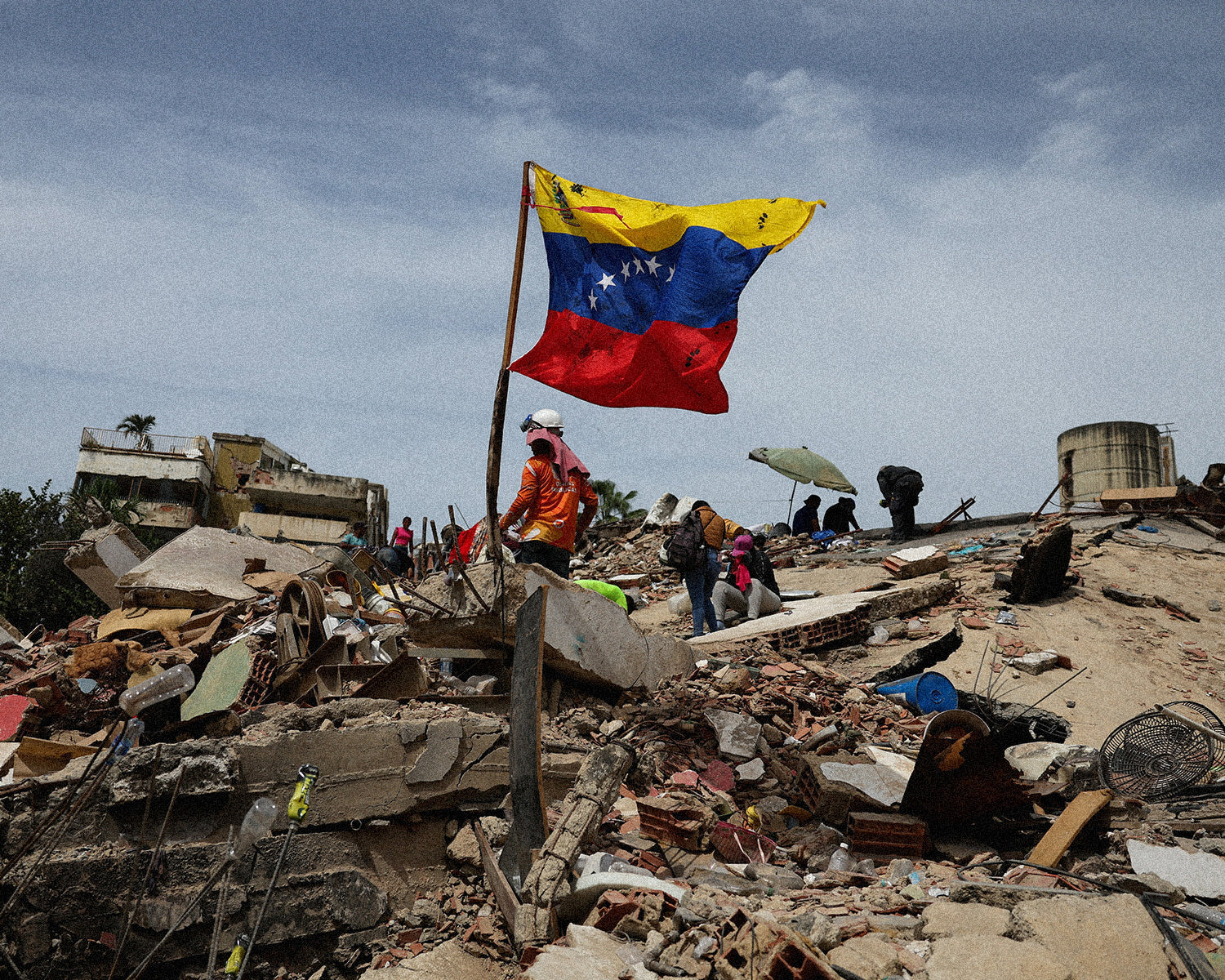 Delayed orders, confusion slowed Venezuelan military's response to quakes, sources say