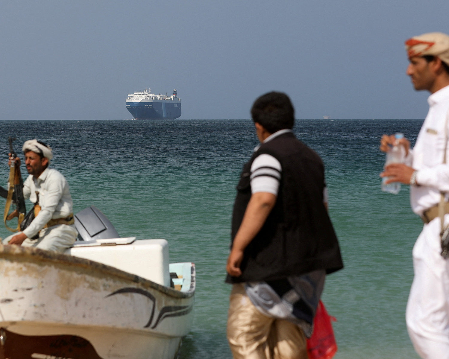 Houthis claim first ship sinking this year in Red Sea attack