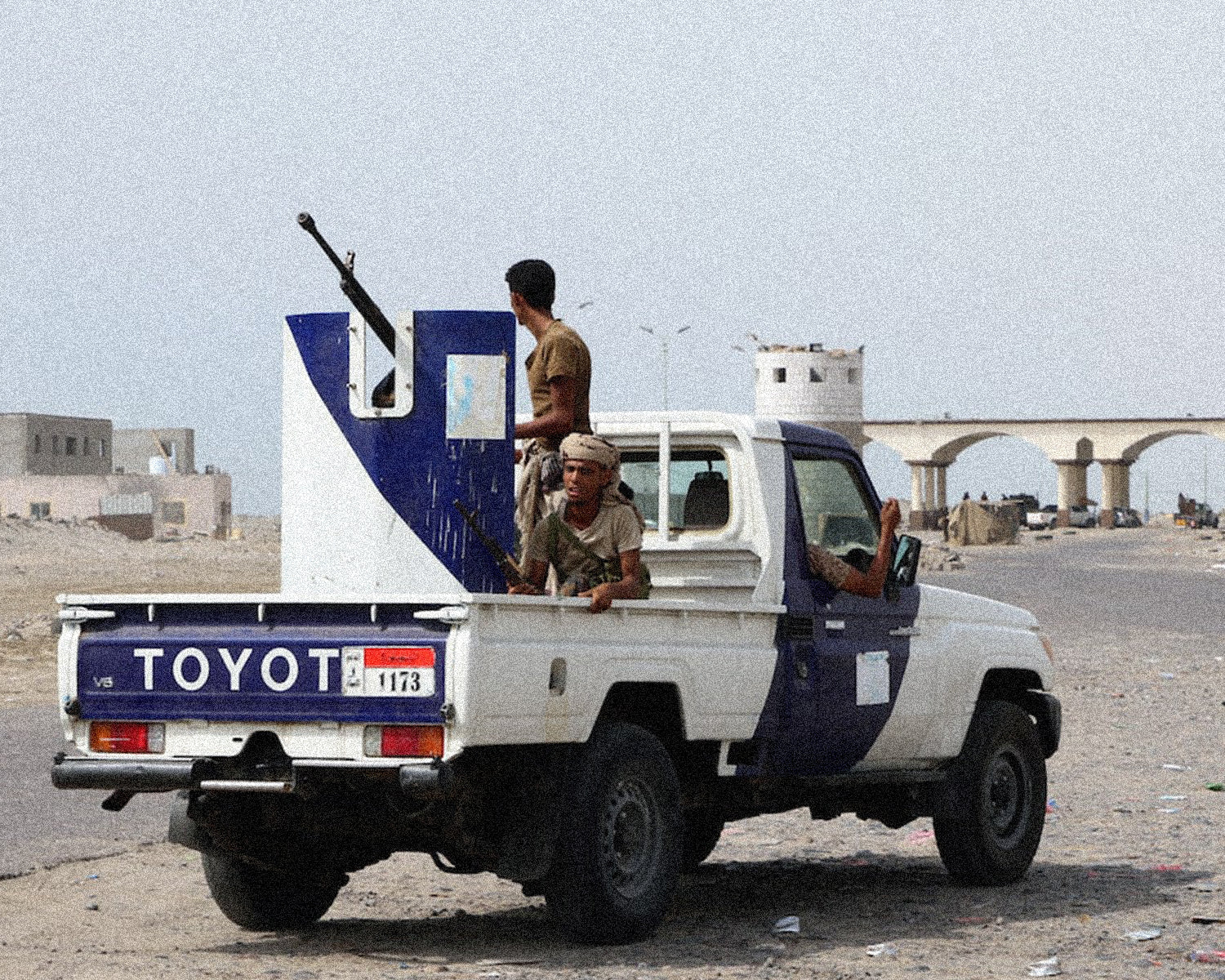 Saudi-backed Yemen accuses UAE of secret prisons, Abu Dhabi denies