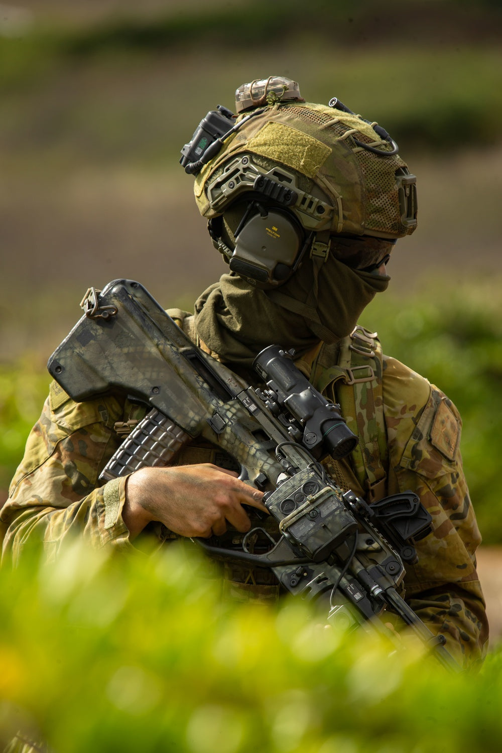 Australia offers troops more cash bonuses to address manpower shortfall