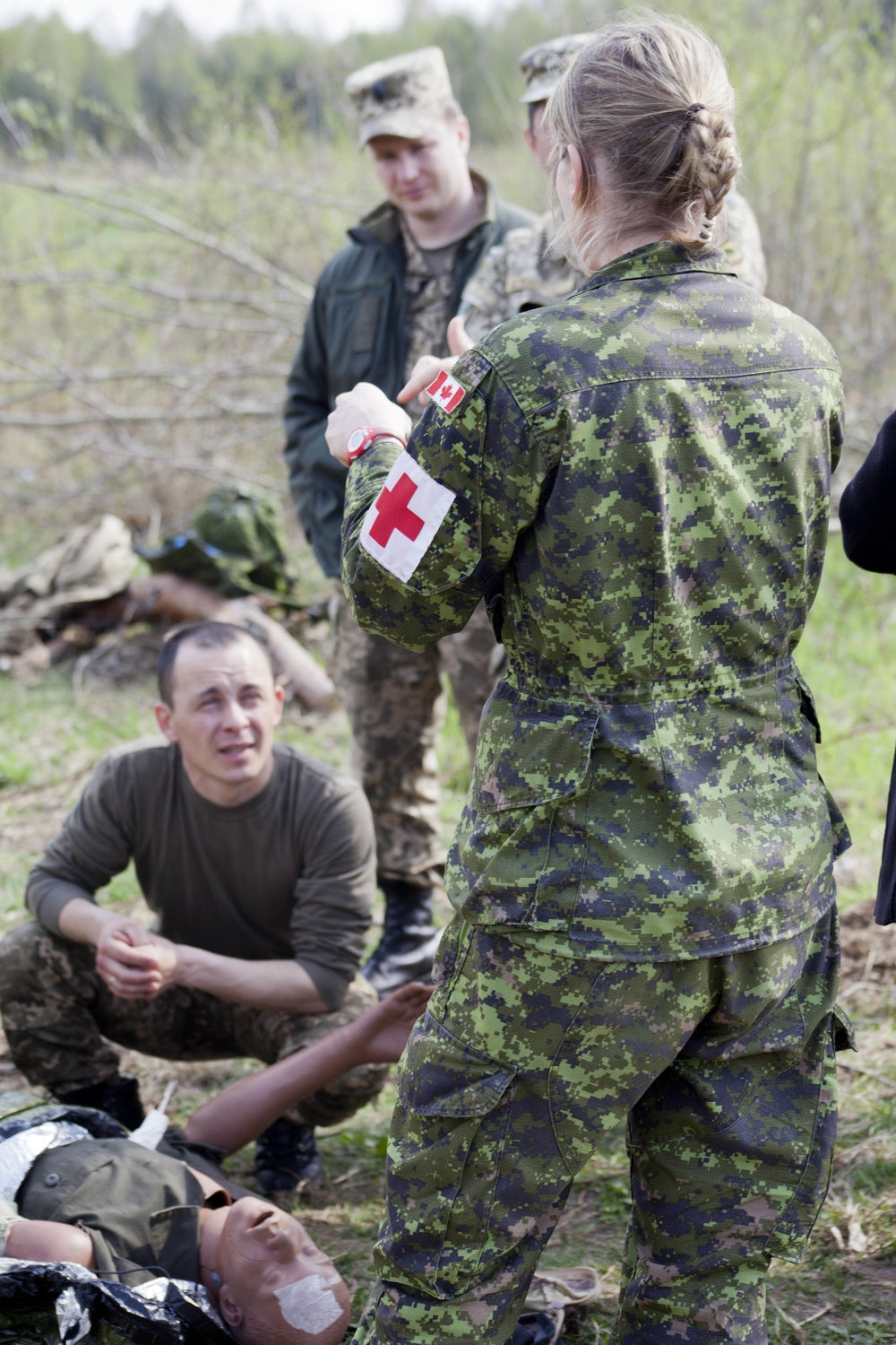 Canada holds off on sending military trainers back to Ukraine