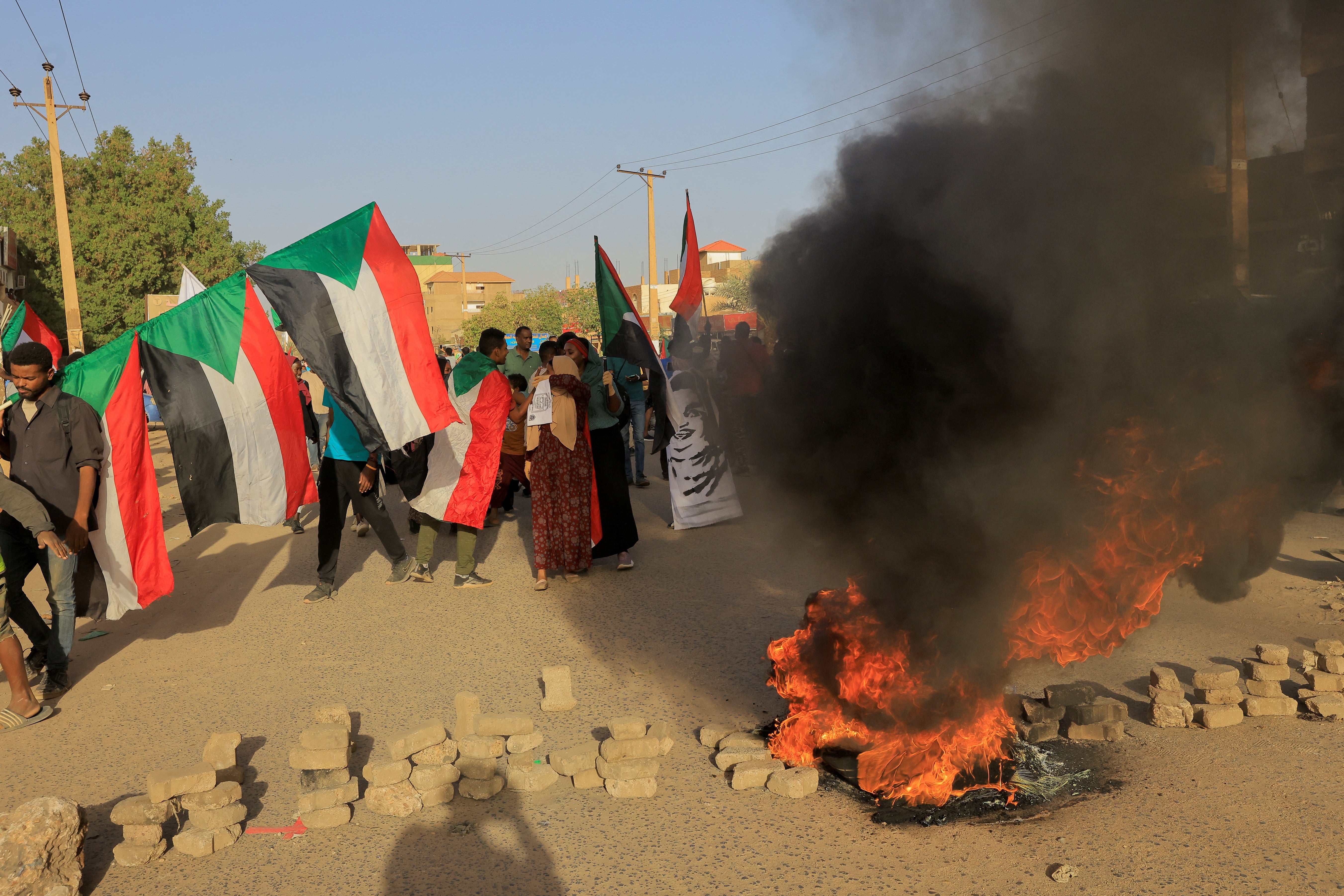 Sudanese army says paramilitary mobilization risks confrontation
