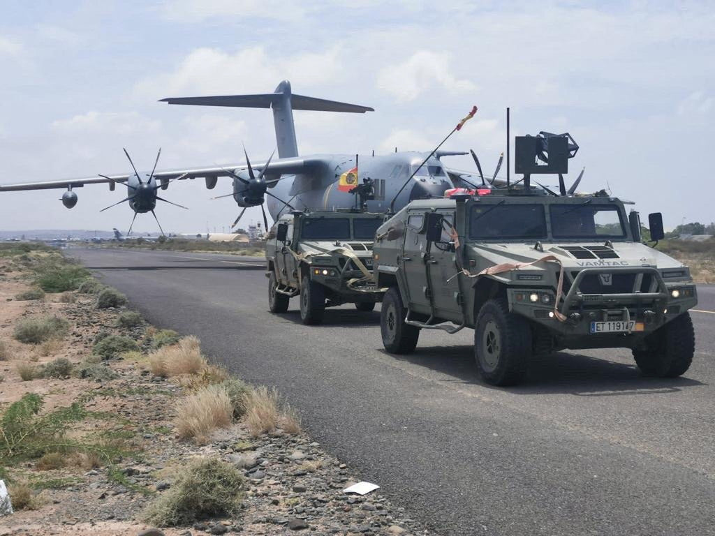 Sudan evacuations speed up during fighting lull