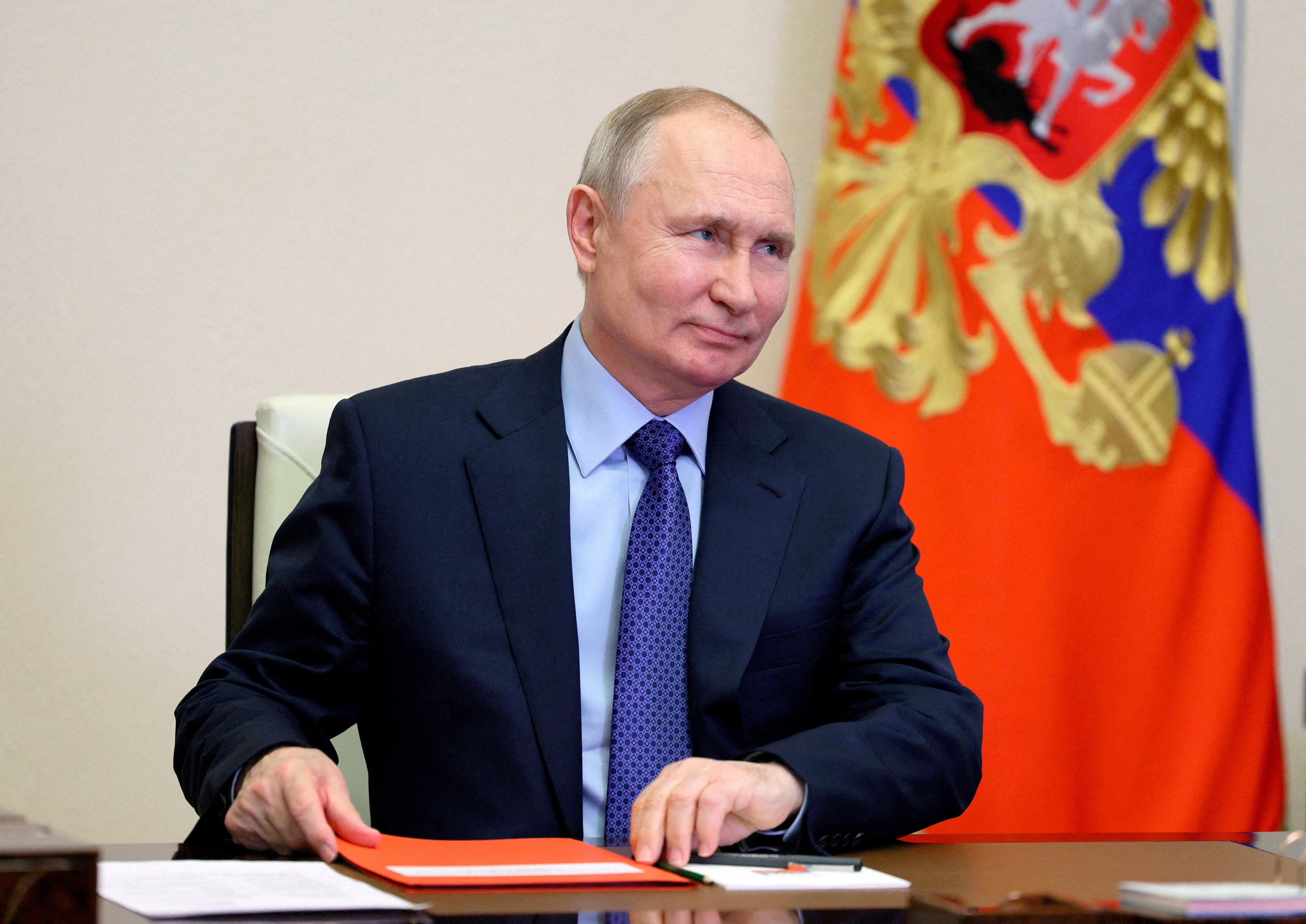 Kremlin dismisses “lies” that Putin has doubles and sits in a bunker