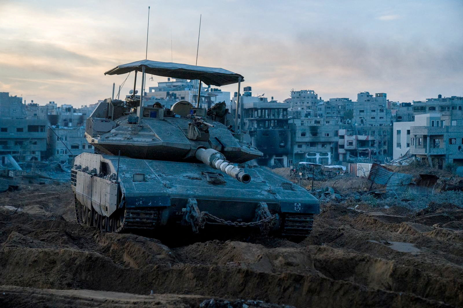 US skips congressional review to approve emergency sale of tank shells to Israel
