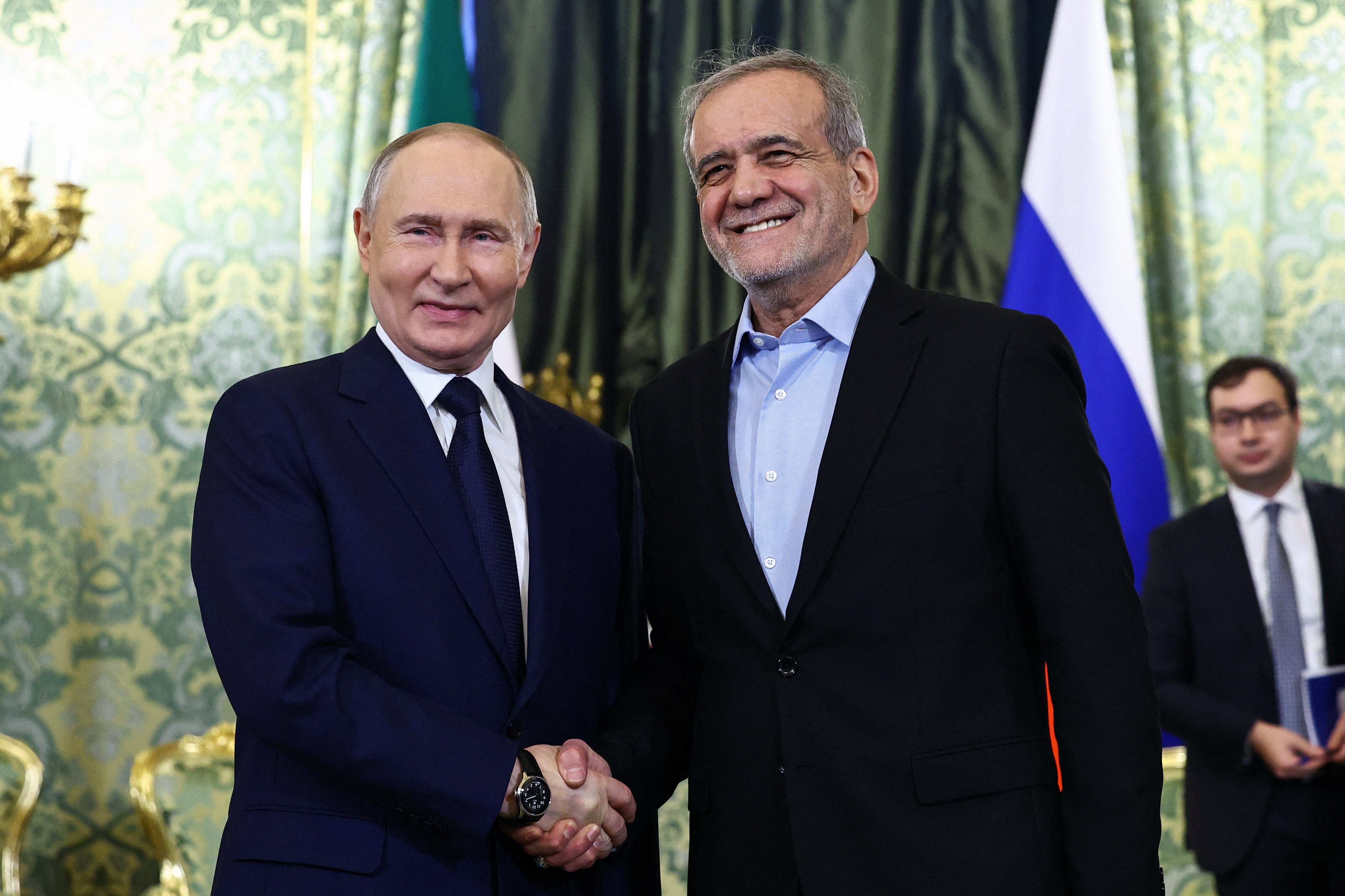 Iran and Russia can finalize nuclear plant agreements, Pezeshkian tells Putin