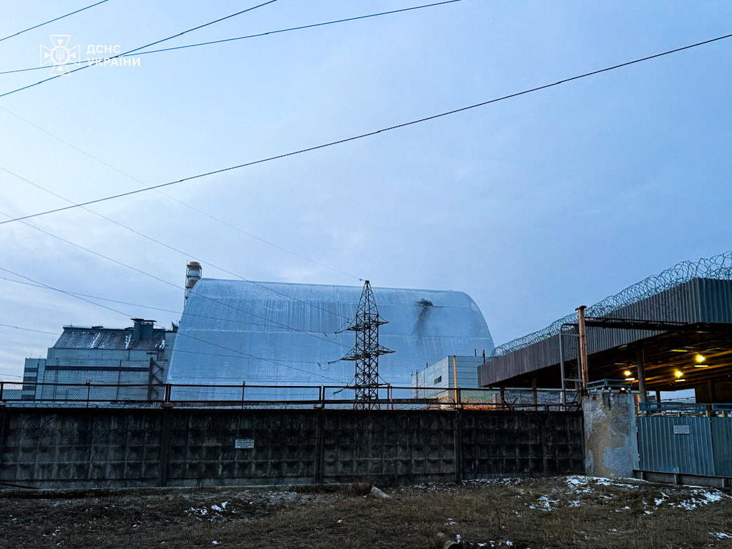 Russian drone damages Chornobyl nuclear plant's containment shell