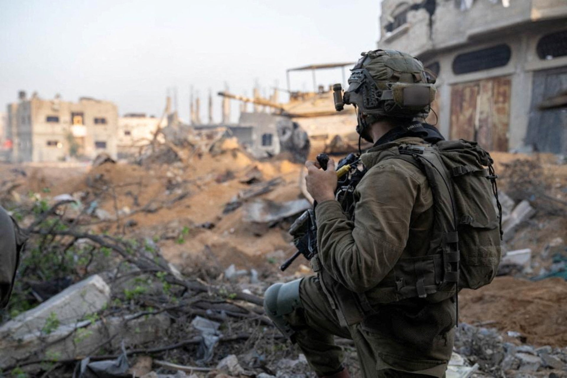 Israel battles Hamas in Gaza as space for displaced families narrows