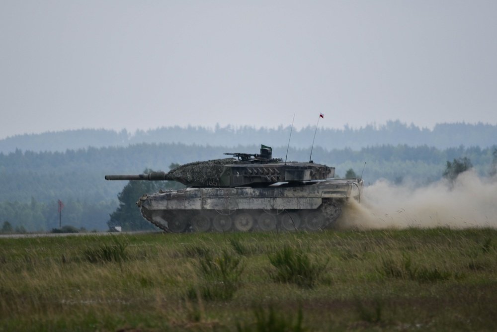 Germany would not block Poland from sending Ukraine tanks, minister says