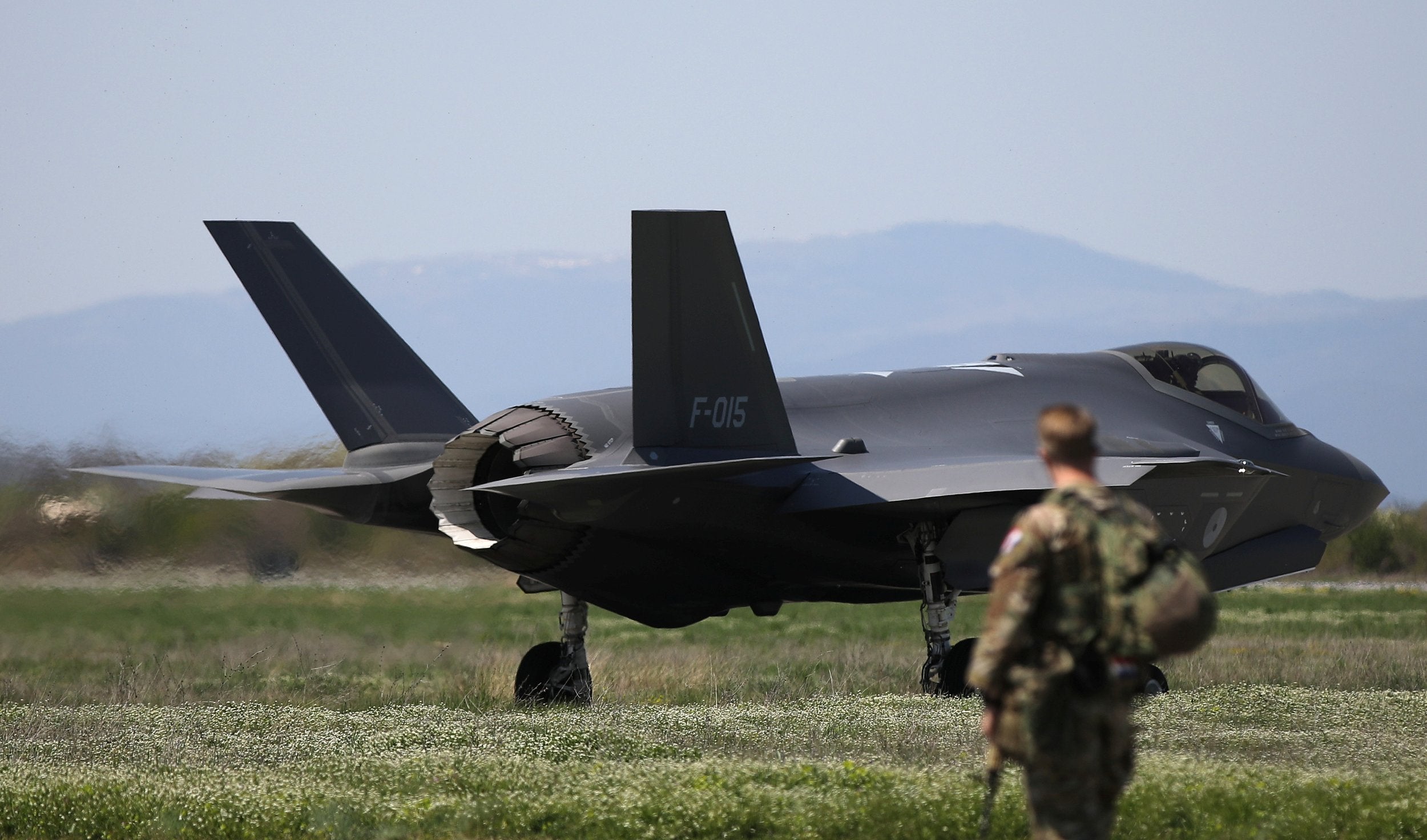 Dutch F-35s intercept three Russian warplanes near Poland, defense ministry says