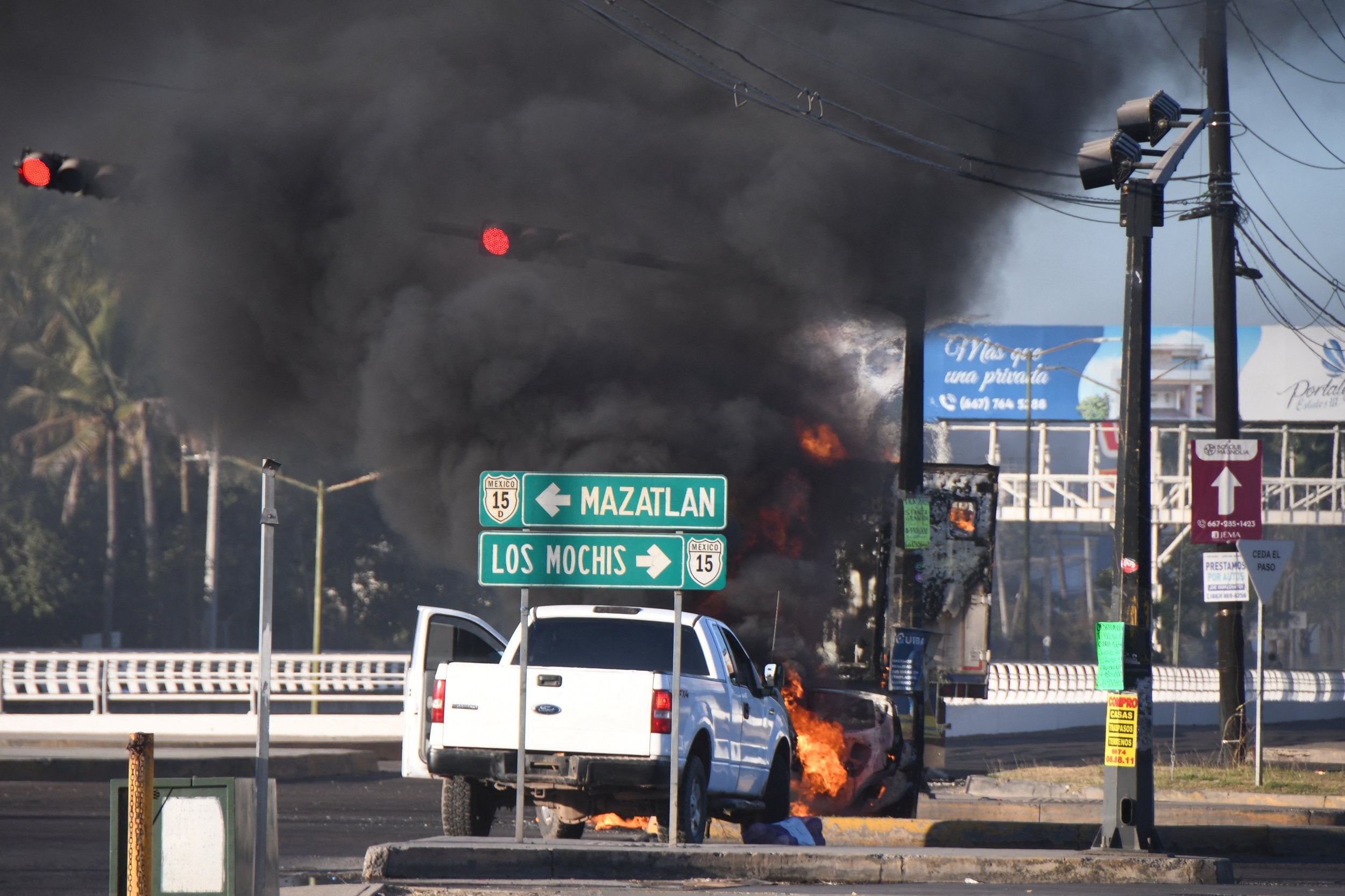 Mexico says at least 29 killed amid capture of Guzman