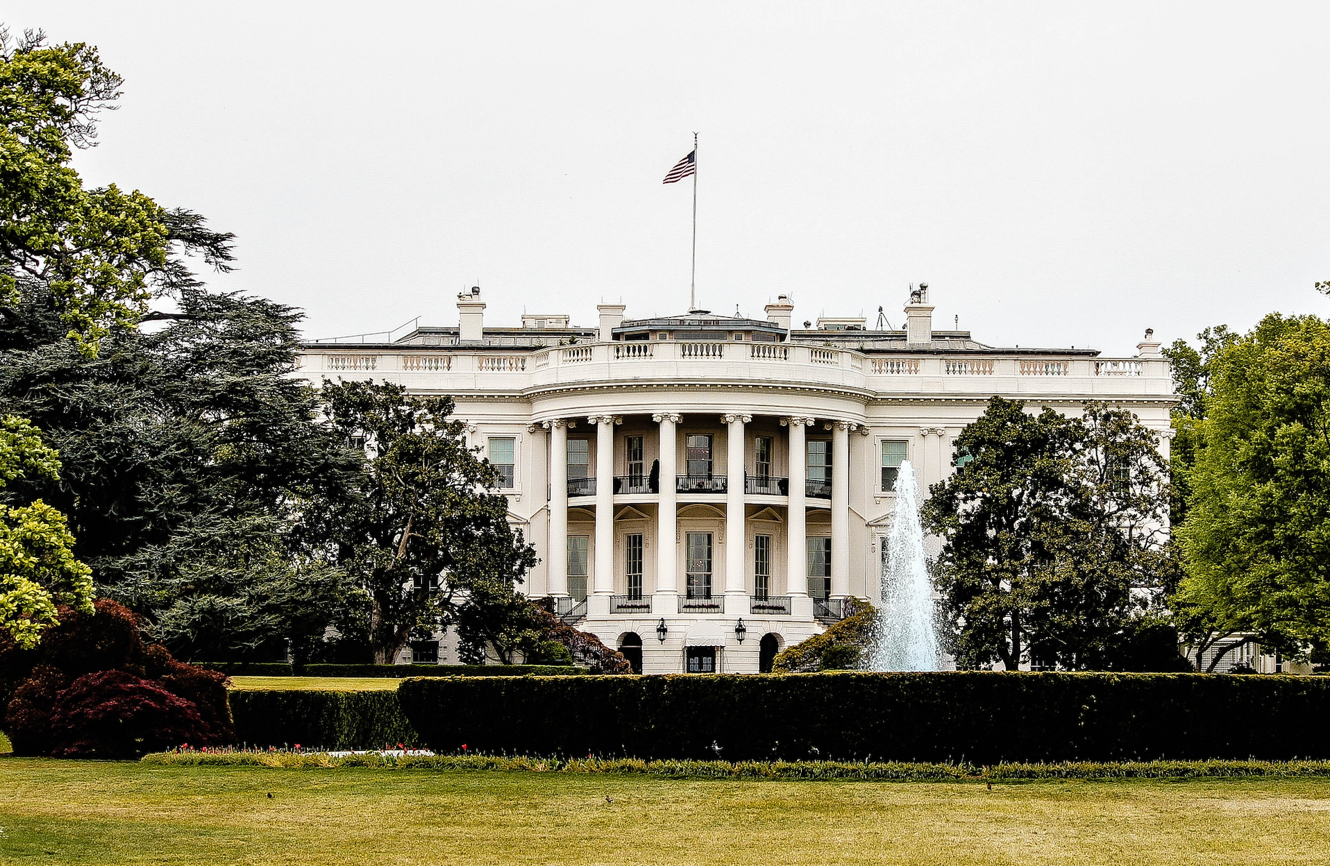 Illustrative photo of the White House by René DeAnda