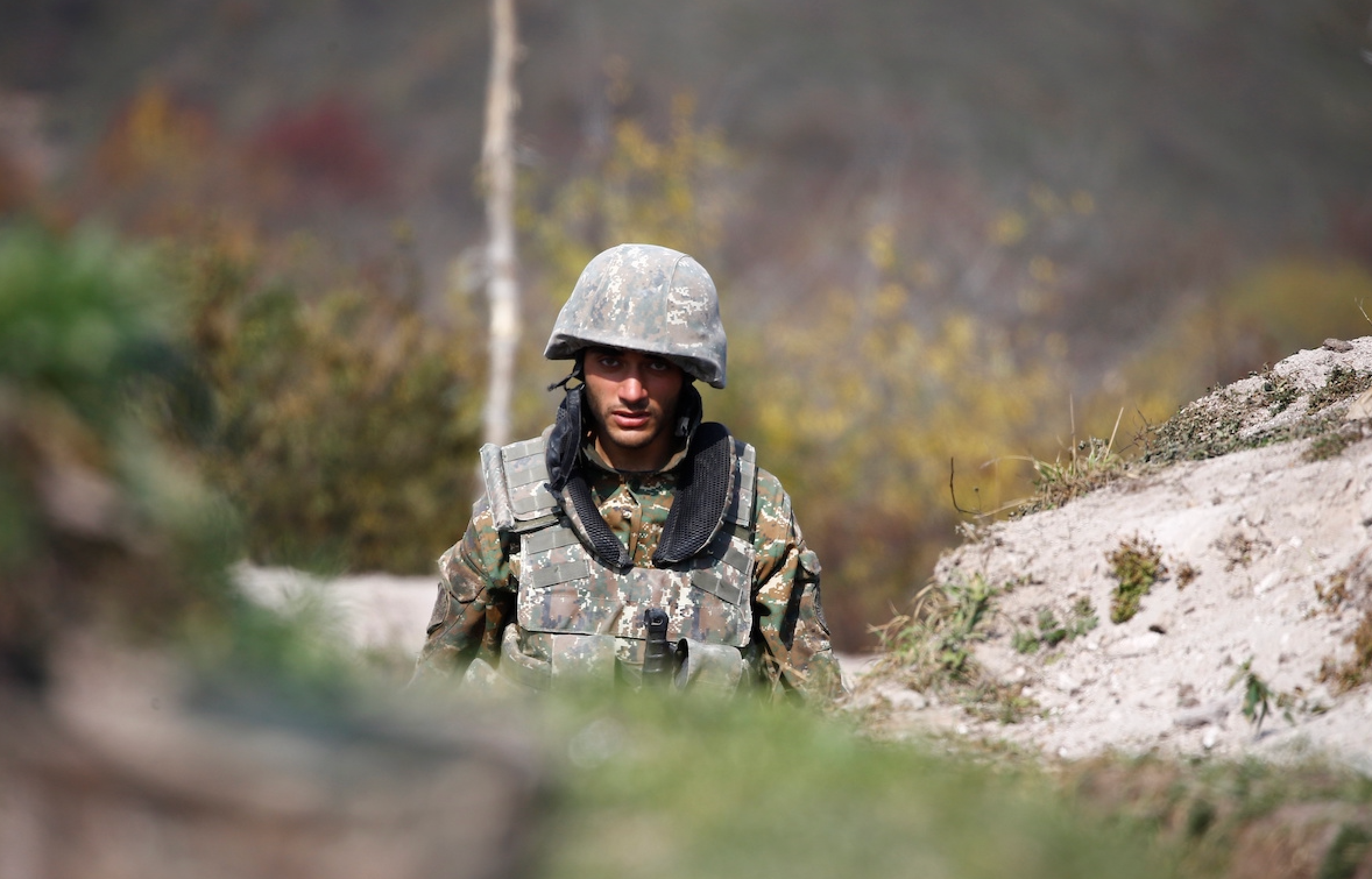Armenia, Azerbaijan report casualties in new border clashes