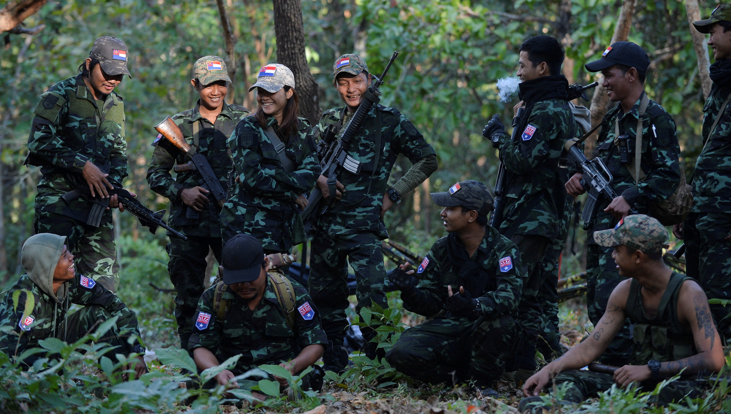 Myanmar rebels battling junta seek to control India border