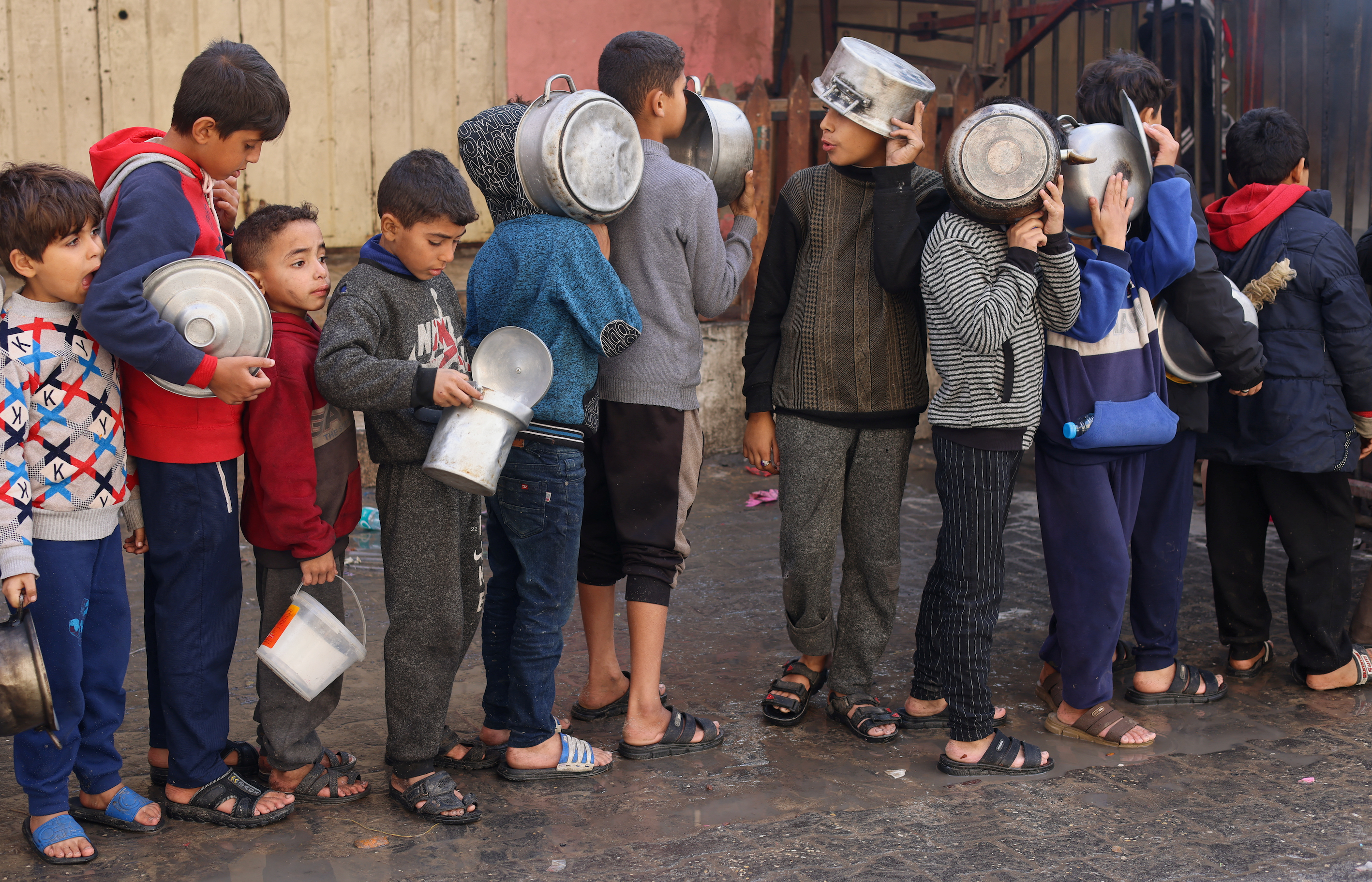 Gaza civilians face “perfect storm” of deadly diseases