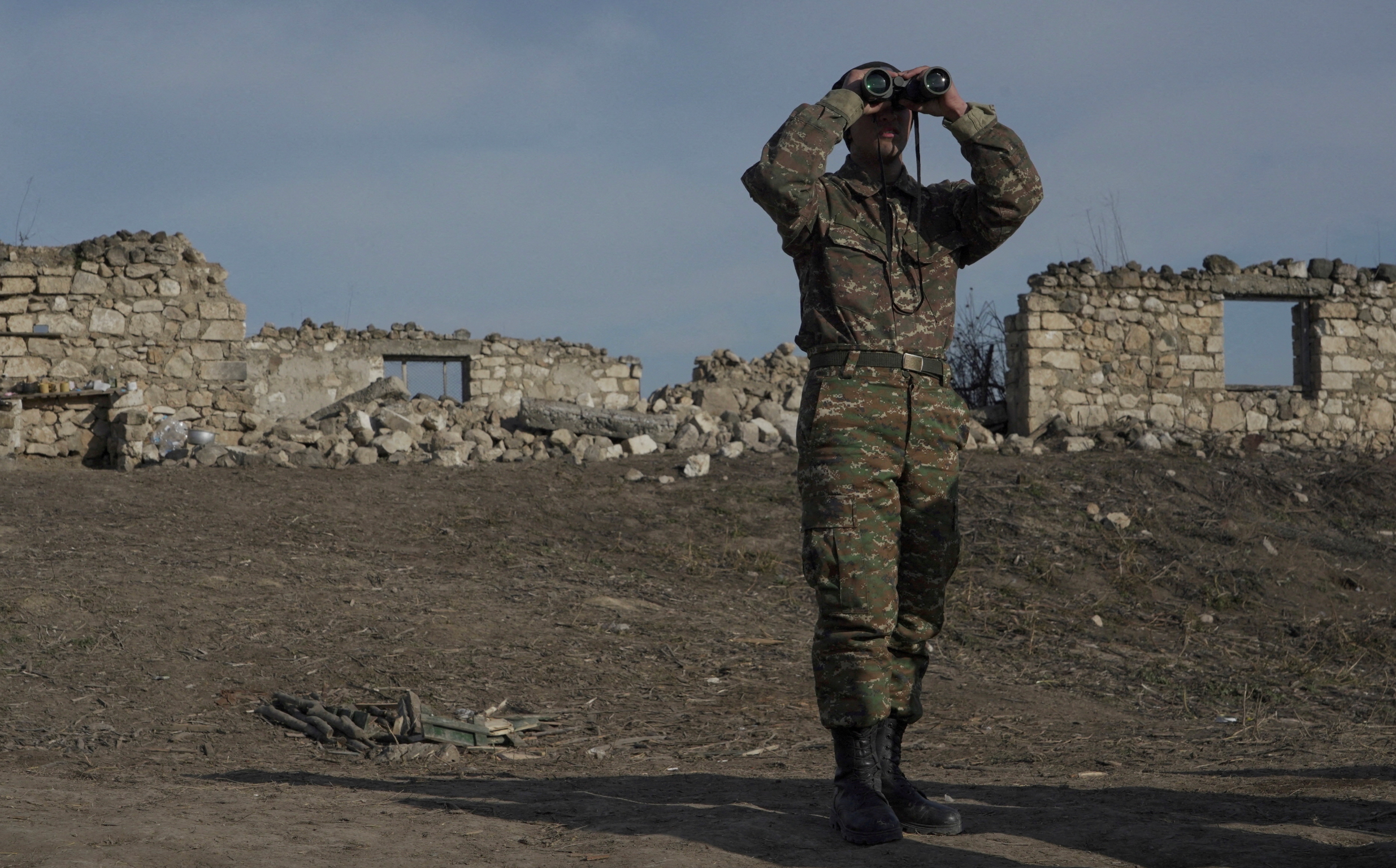 Armenian soldiers killed by Azerbaijani fire in biggest skirmish since exodus