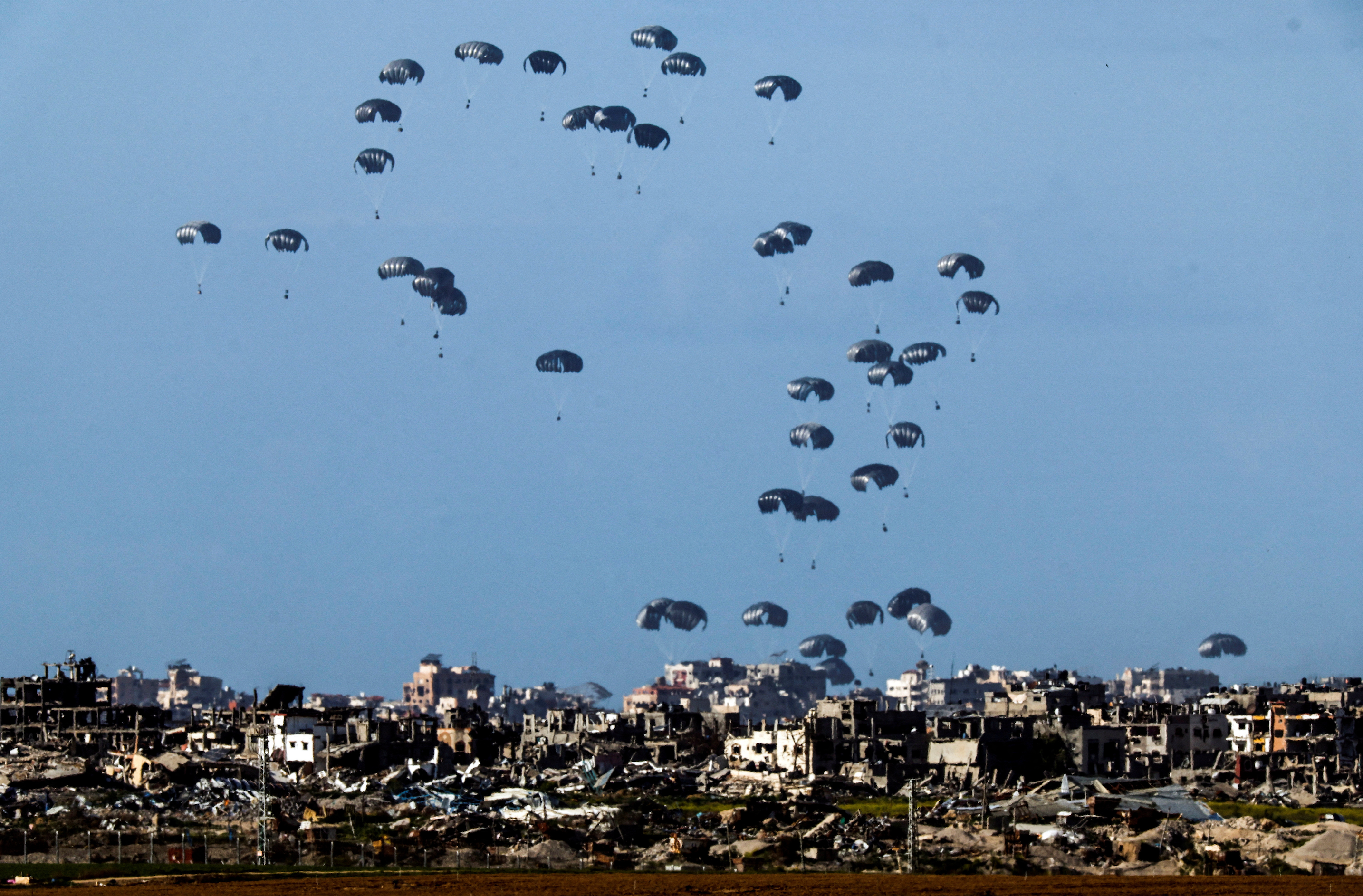 US military carries out new airdrop of aid into Gaza