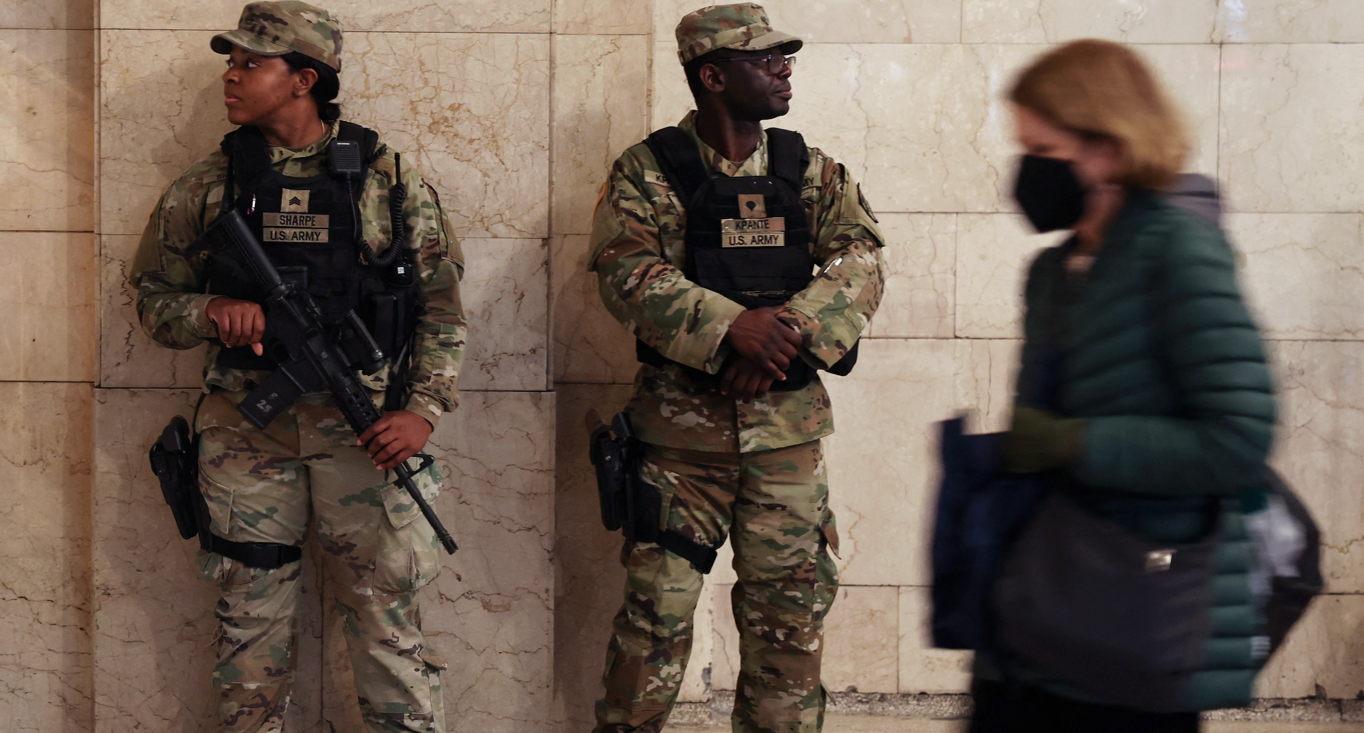 New York to deploy 750 National Guard soldiers to check bags on subway